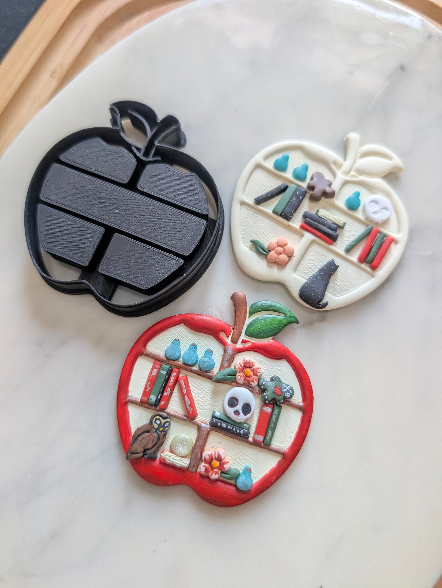 Apple Shaped Shelf Sharp Clay Cutter