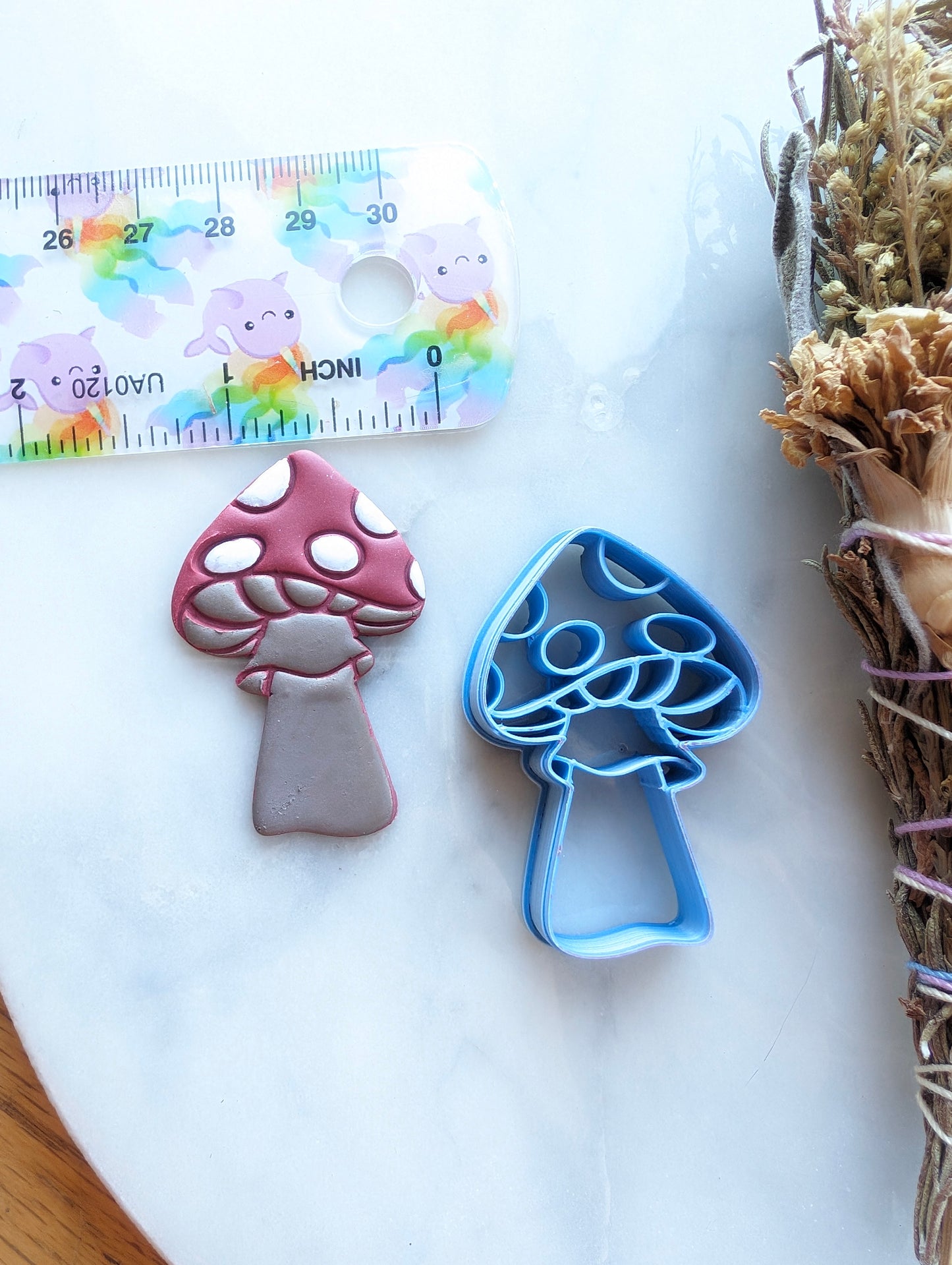 Spotted Mushroom Toadstool Text Sharp Clay Cutter