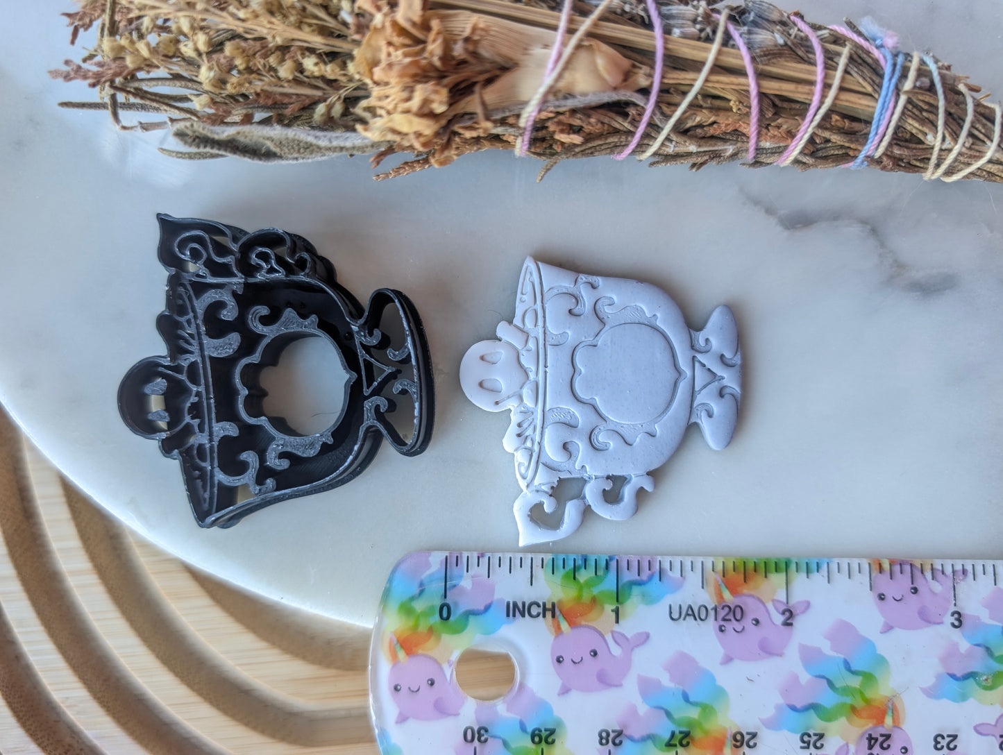 Bubbling Ghost in a Teacup Sharp Clay Cutter