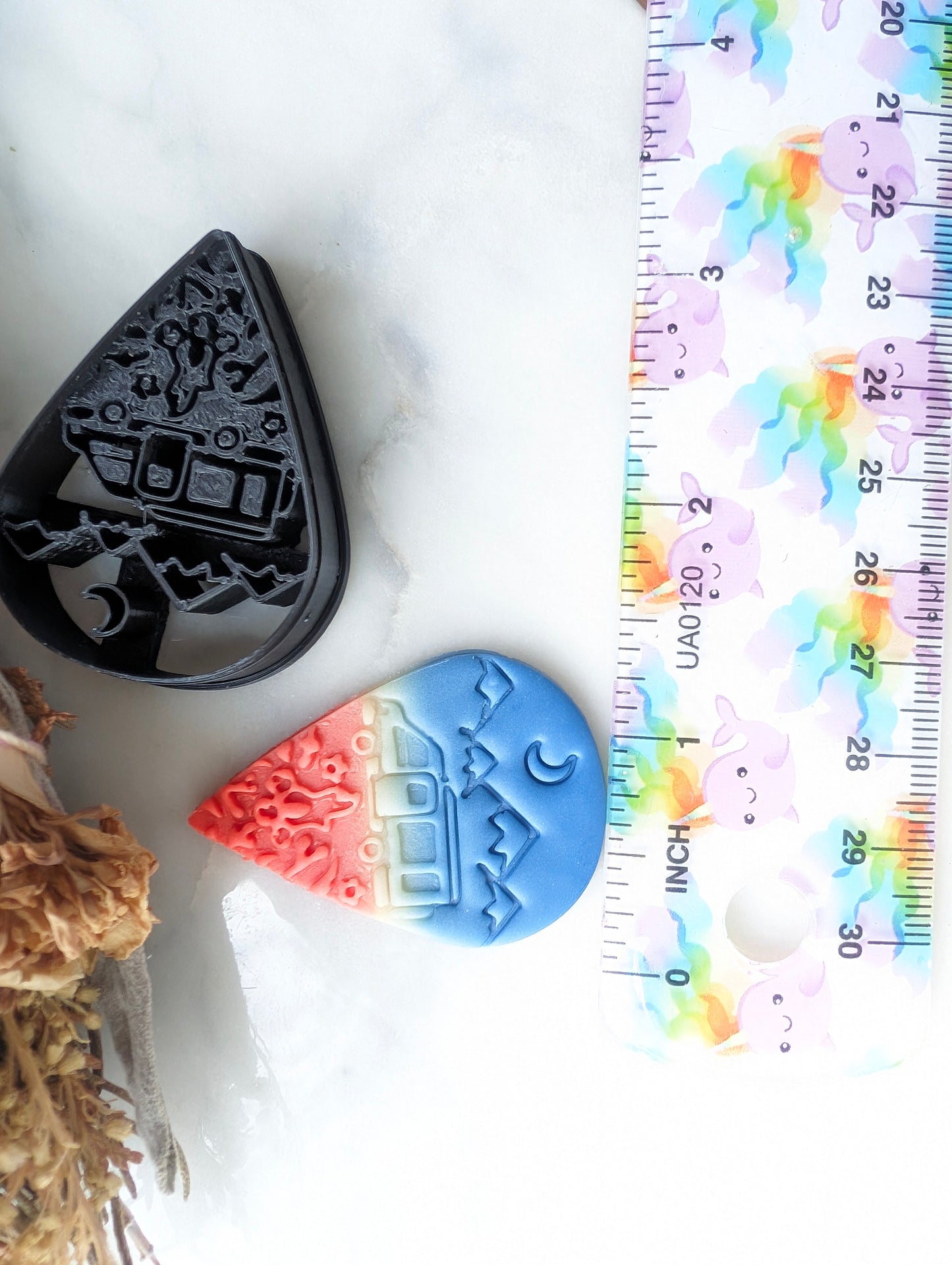 Destination Map Place Marker Camping Van Scene Sharp Clay Cutter