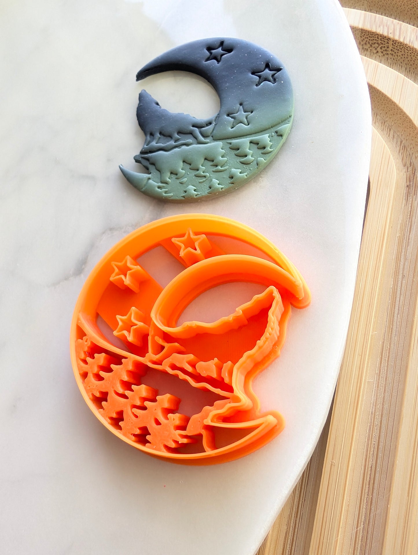 Wolf on Cliff on Crescent Moon Sharp Clay Cutter