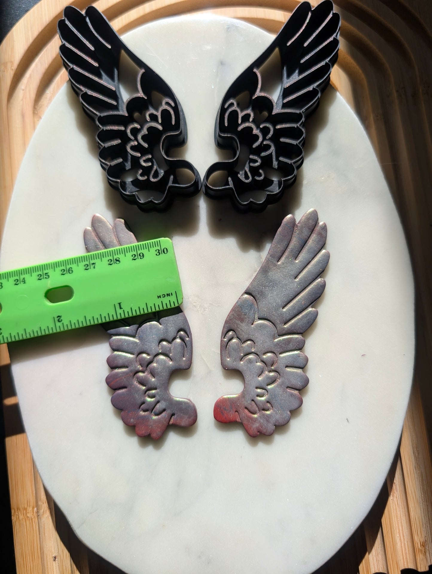 Pair of Open Fluffy Angel Wings Wall Hanger Sharp Clay Cutter