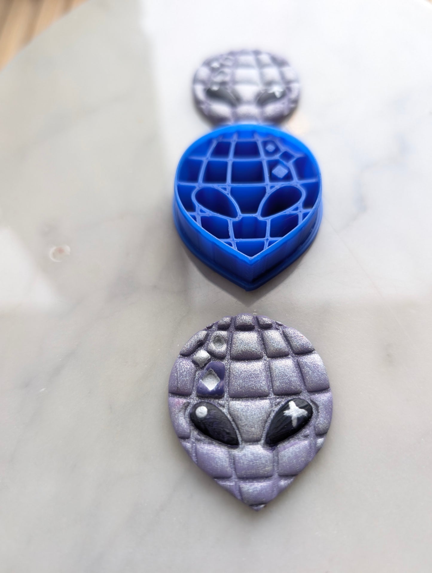 Disco Alien Head Sharp Clay Cutter
