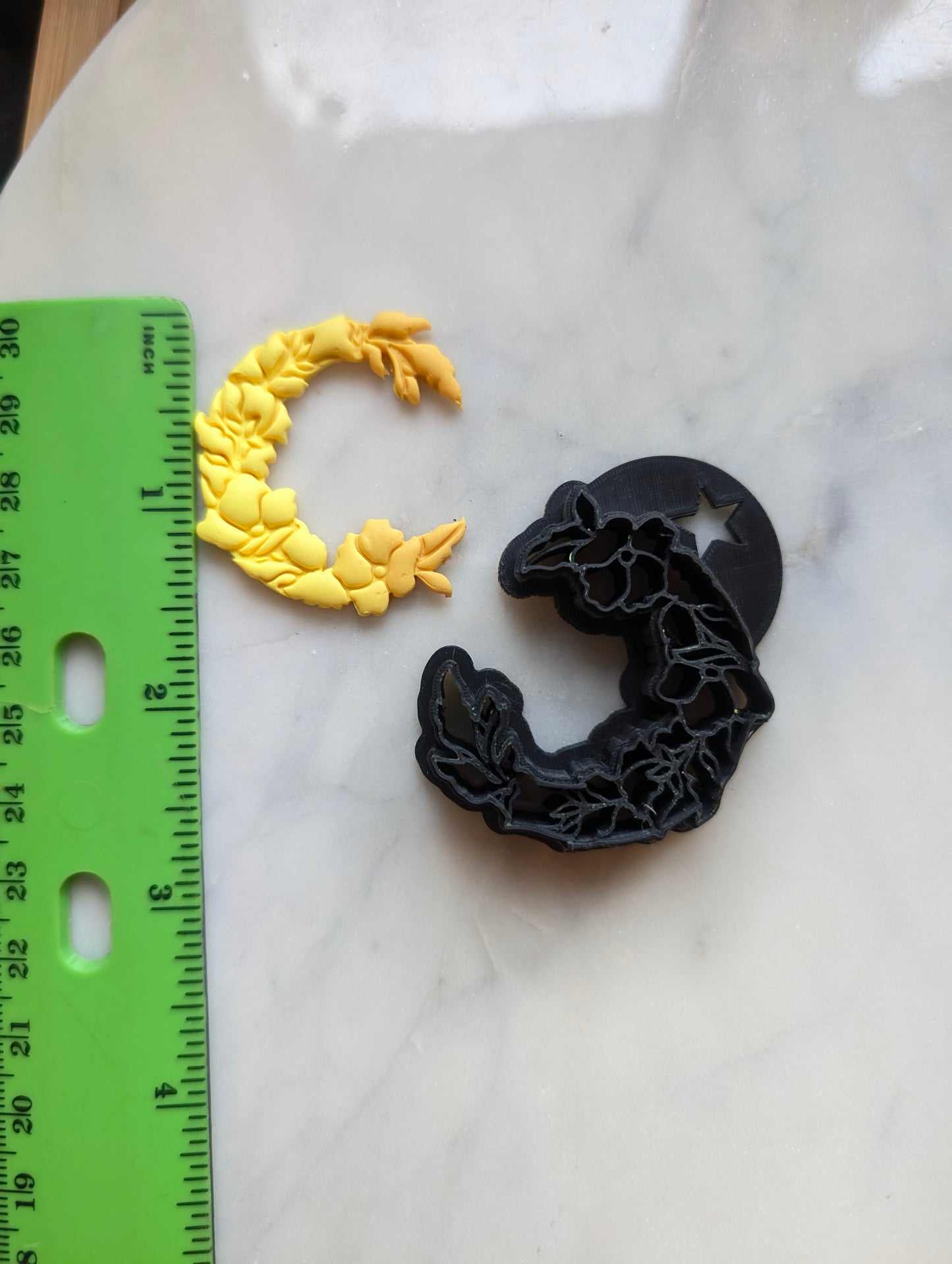 Crescent Moon Made of Flowers Sharp Clay Cutter