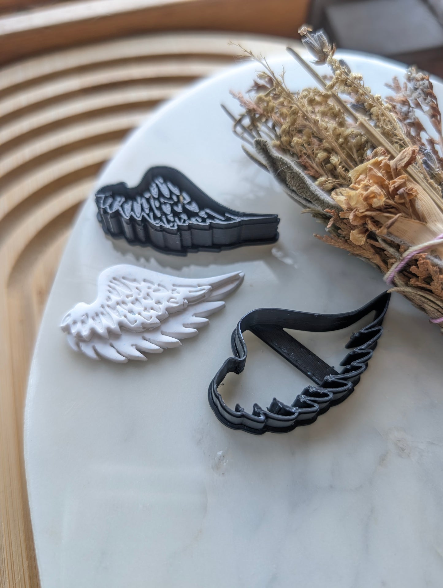 Medium Layered 2 Piece Wing Set Sharp Clay Cutter