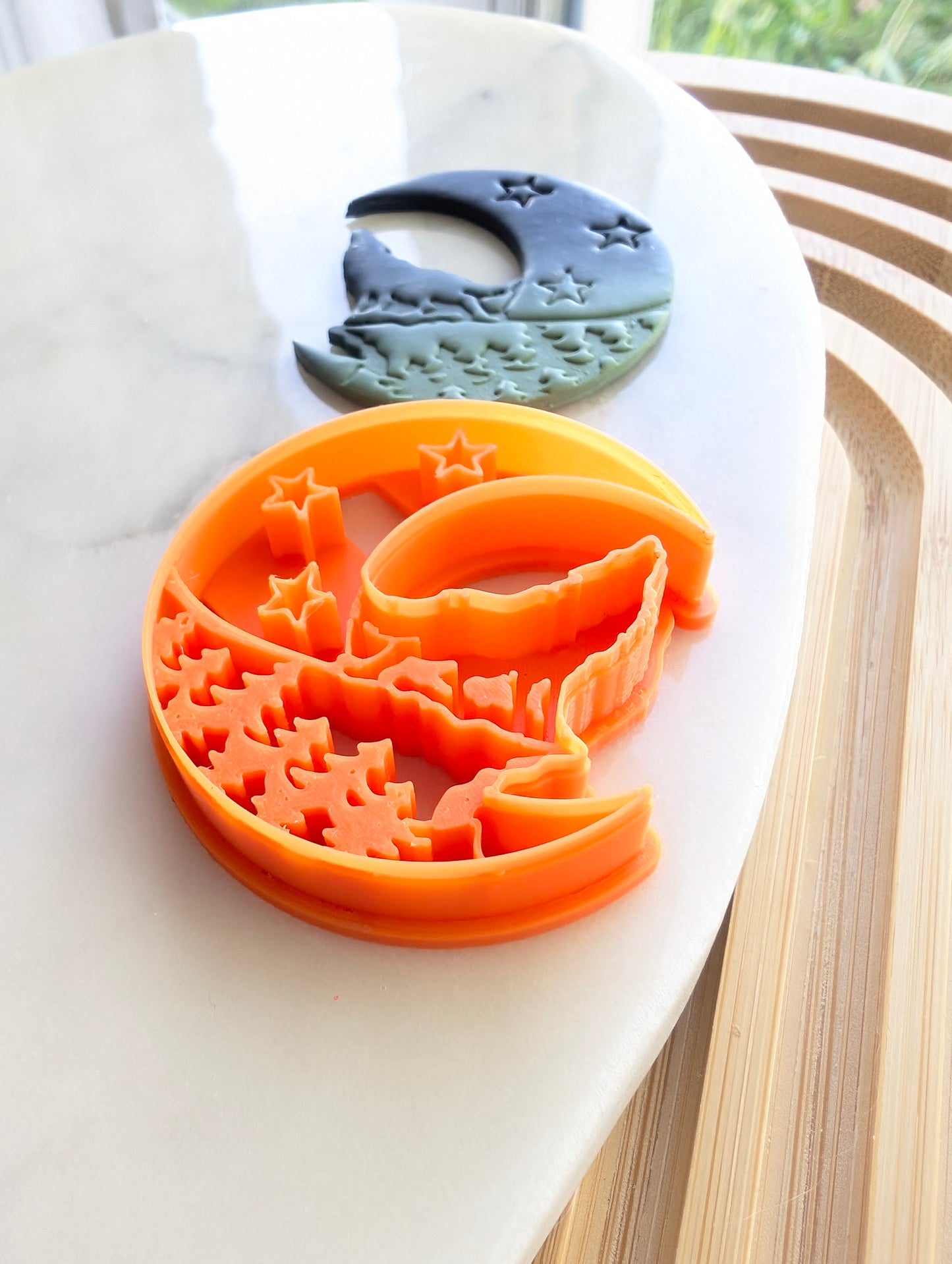 Wolf on Cliff on Crescent Moon Sharp Clay Cutter