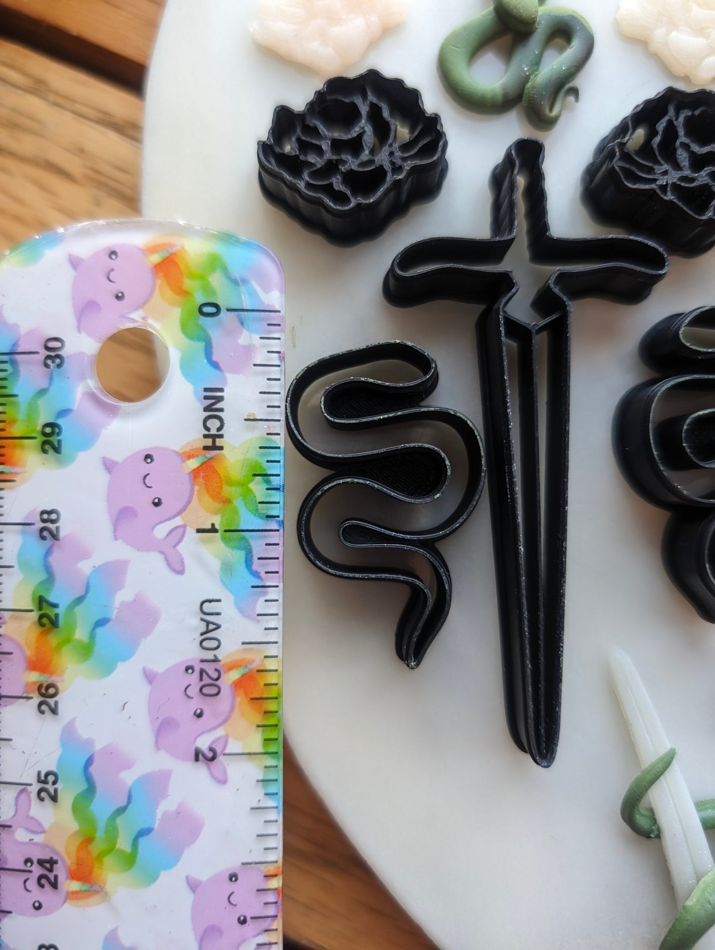 Set of 5 Sword with Snakes and Flowers Sharp Clay Cutter