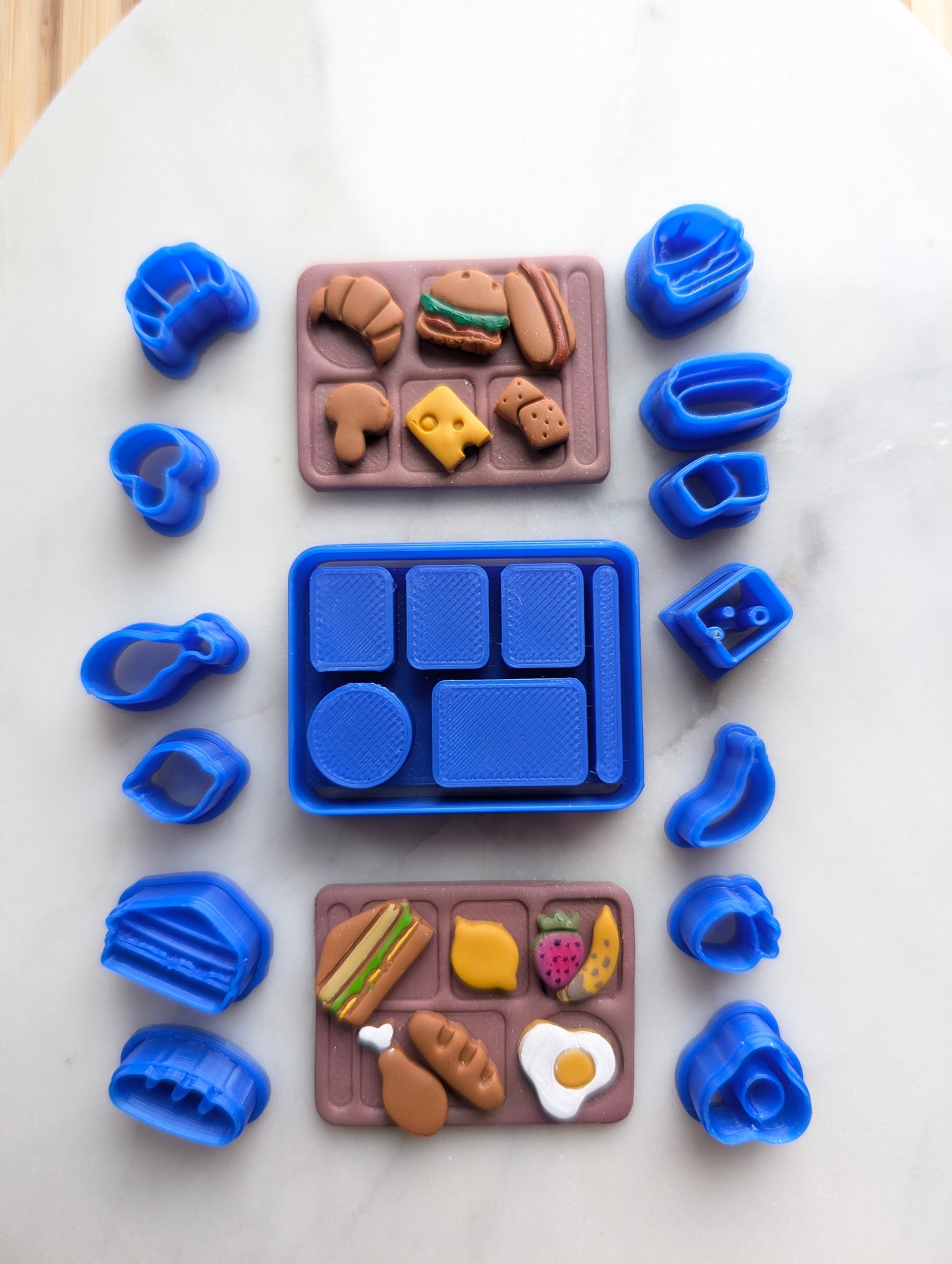 Food Tray with 10+ Micro Cutters Sharp Clay Cutter