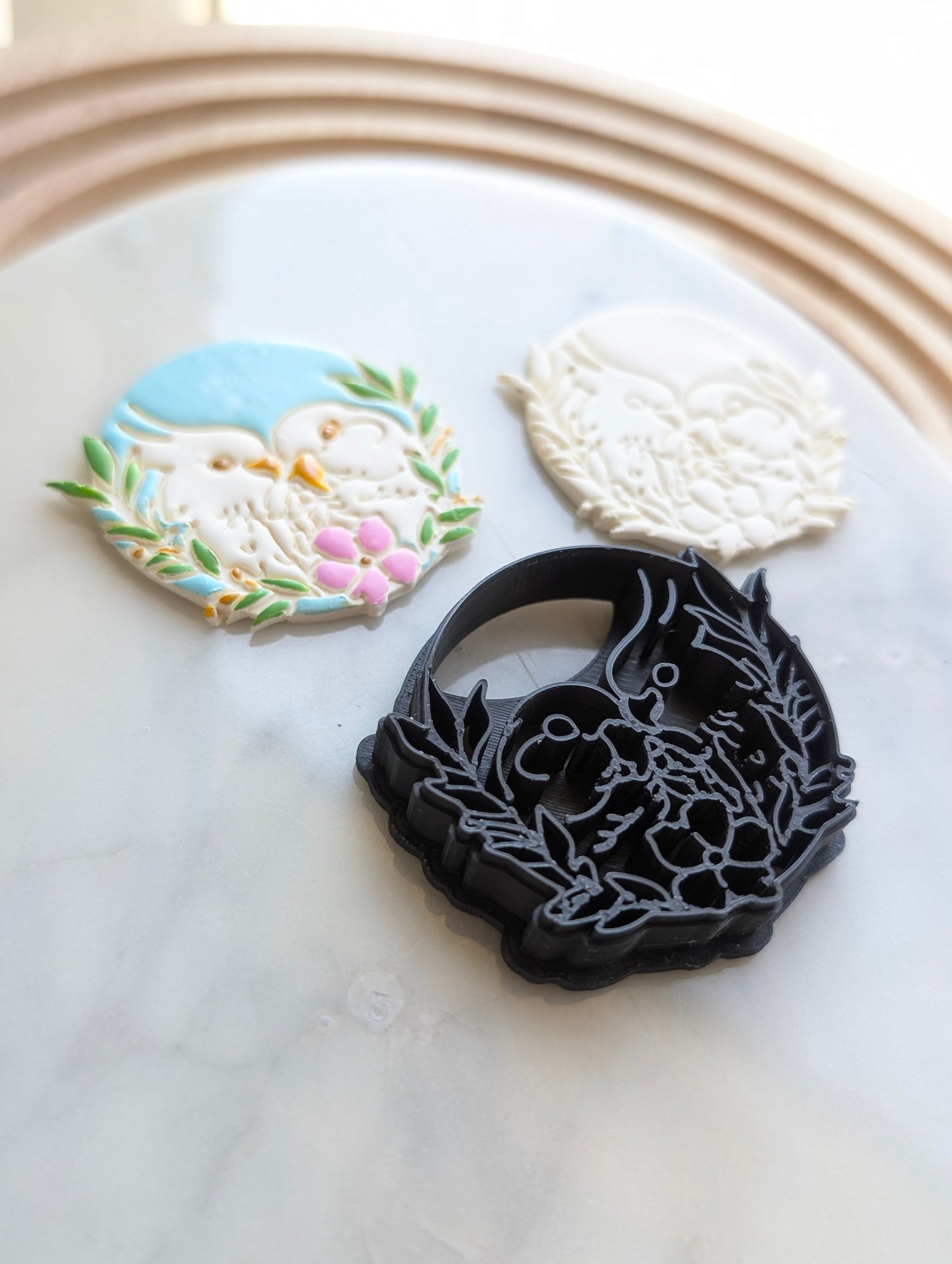 Love Bird Pair in Circle Sharp Clay Cutter