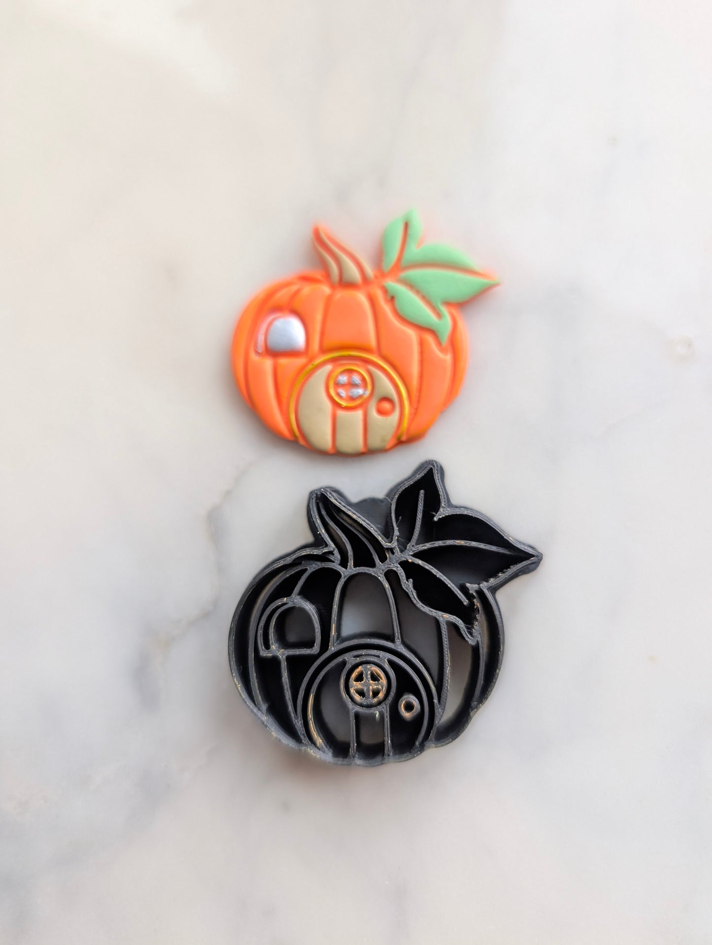 Pumpkin Hobbit House Sharp Clay Cutter