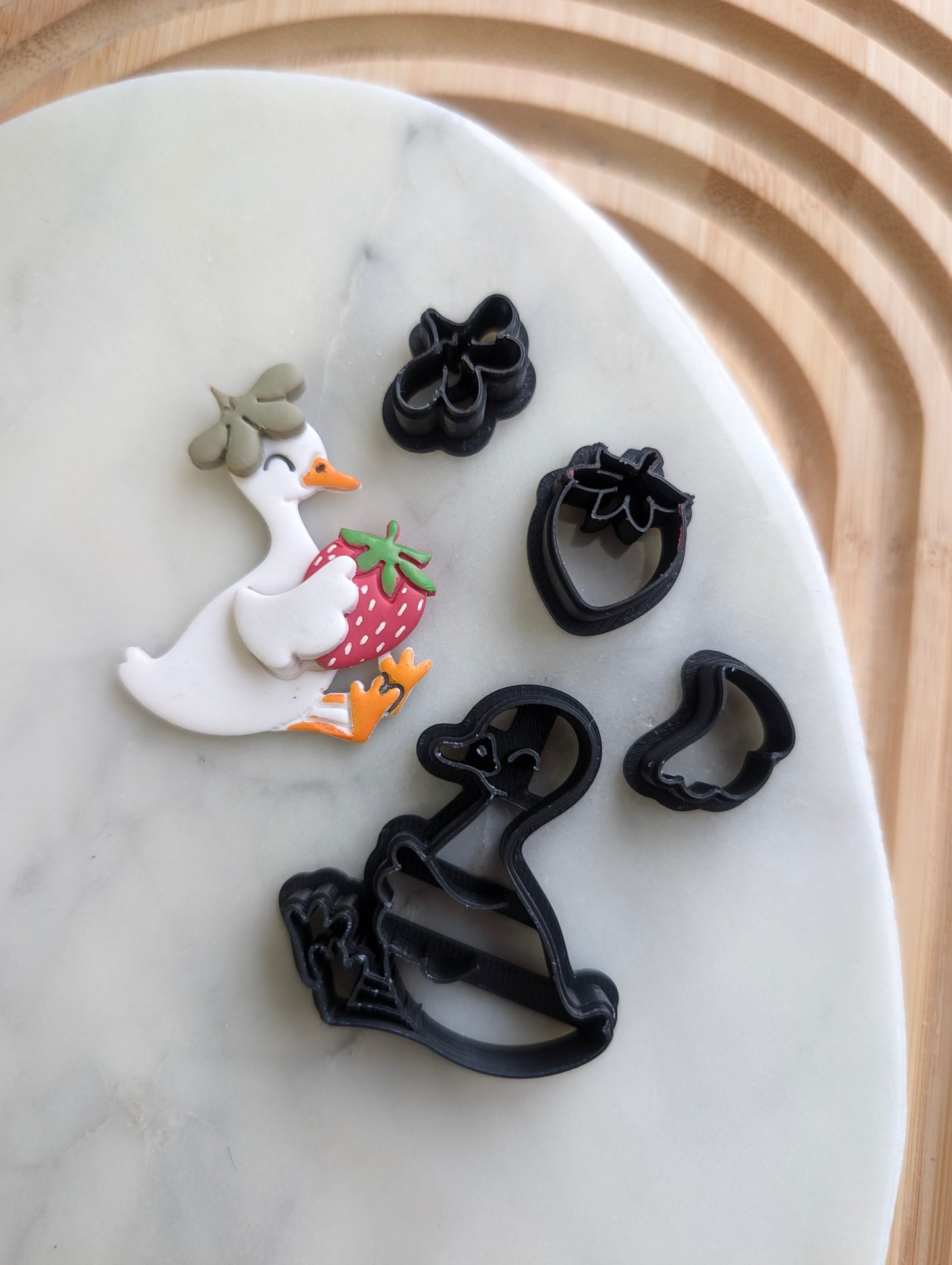 Goose Holding a Strawberry 4 Piece Sharp Clay Cutter