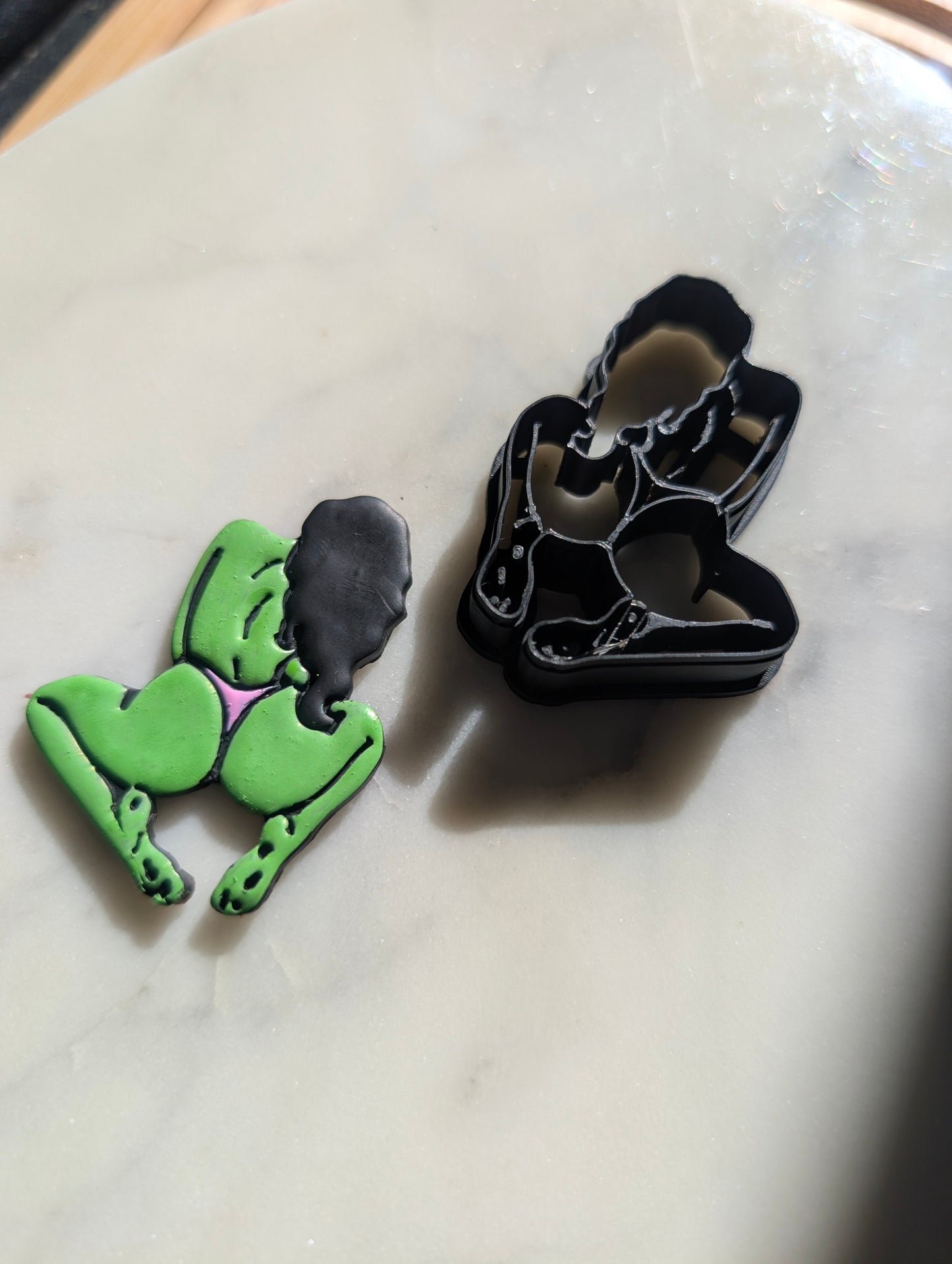 Single Piece Booty Babe Embossed Sharp Clay Cutter