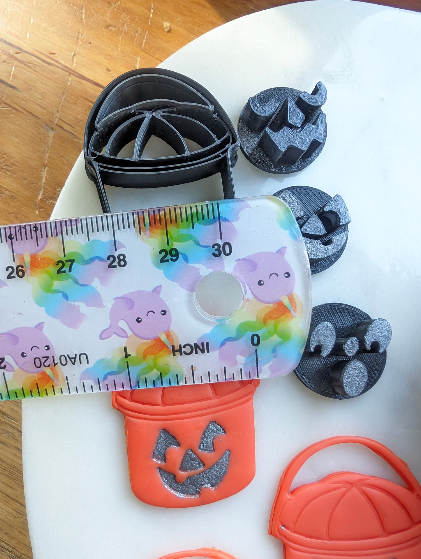 Halloween Candy Bucket Sharp Clay Cutter with 3 Face Stampers