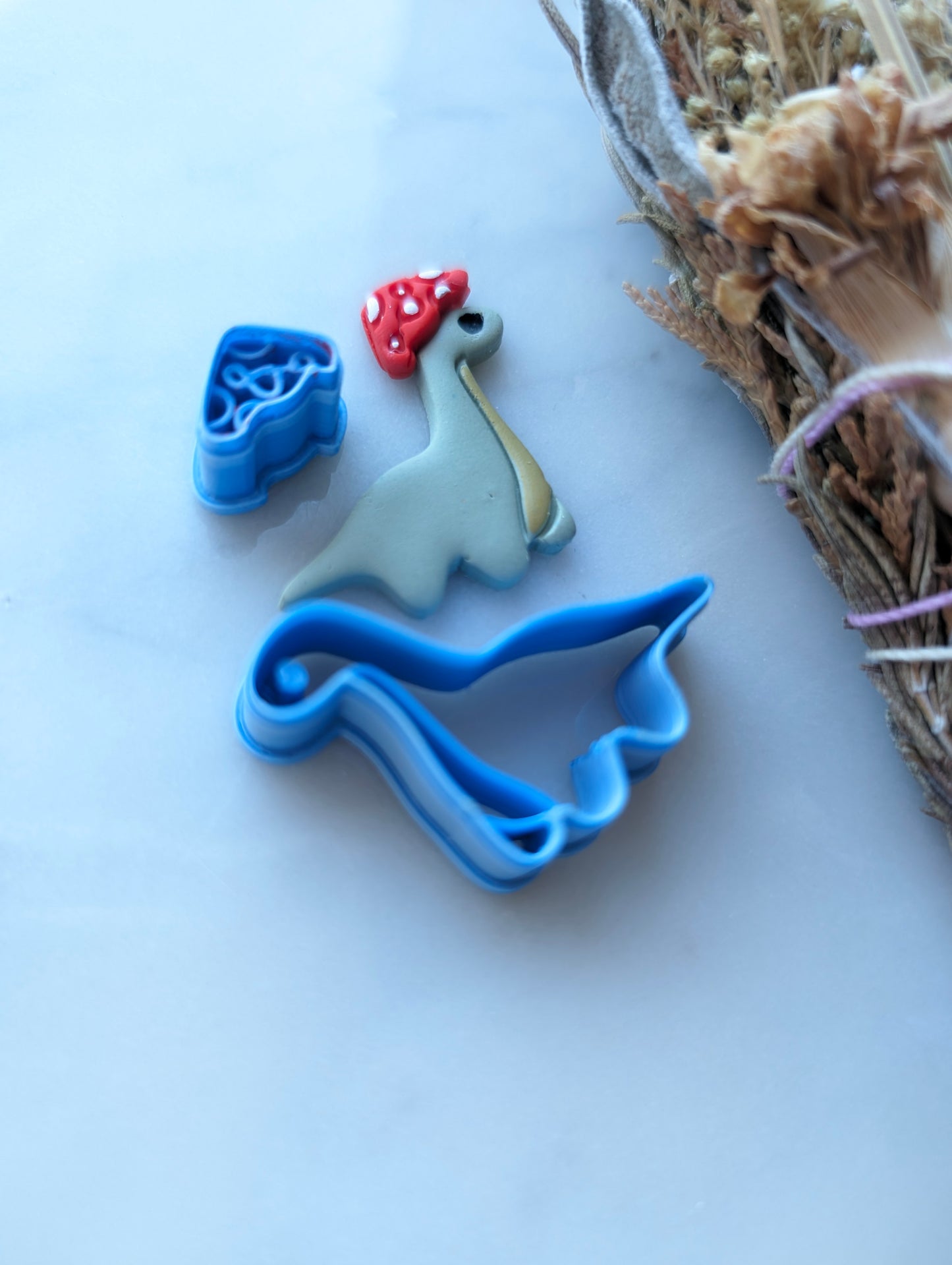Long Neck Dino w Mushroom Hat Sharp Clay Cutter