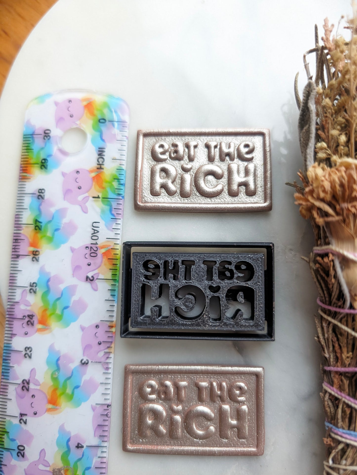 Eat The Rich Text Embossed Sharp Clay Cutter