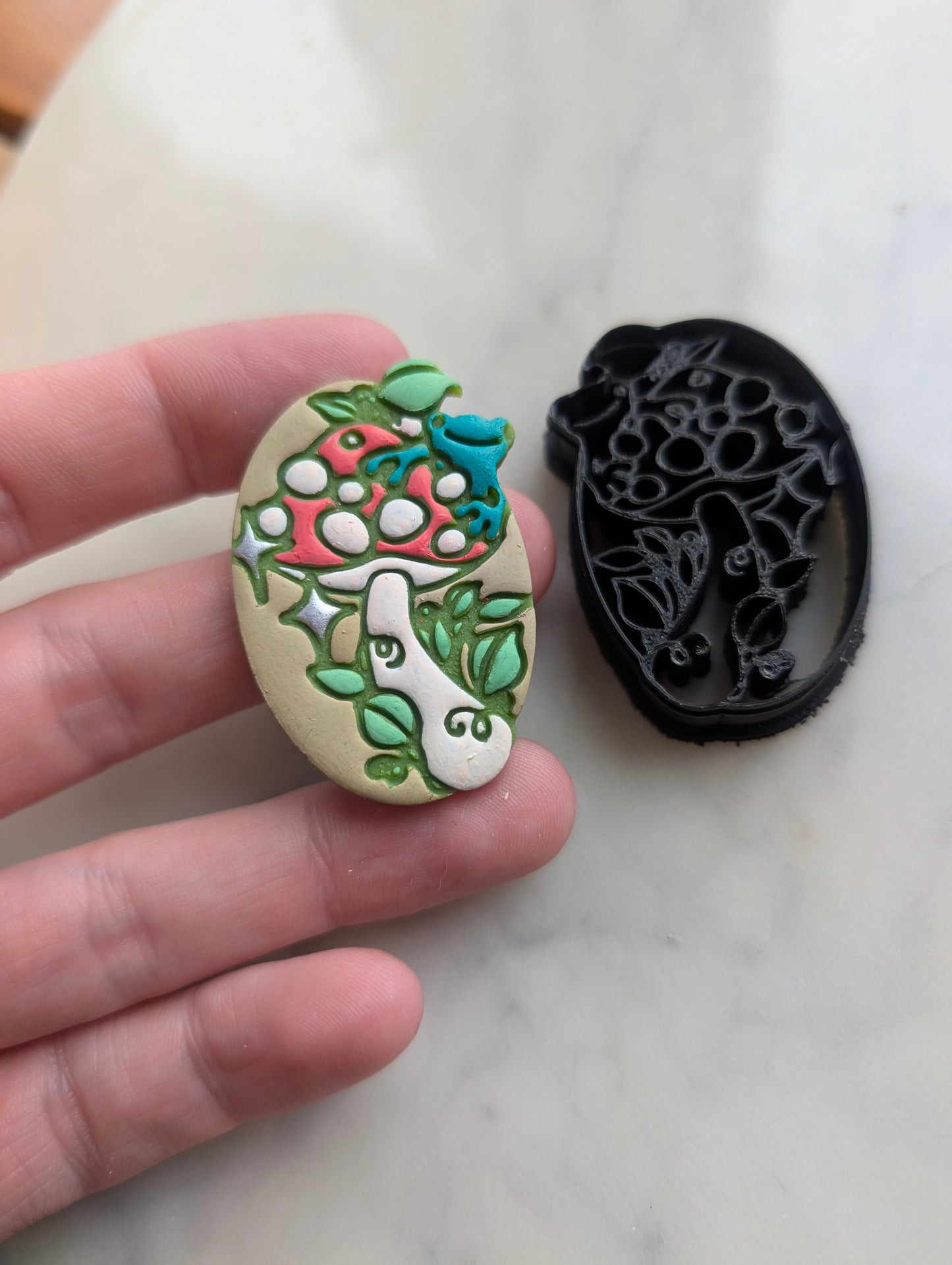 Frog on a Mushroom in an Oval Sharp Clay Cutter