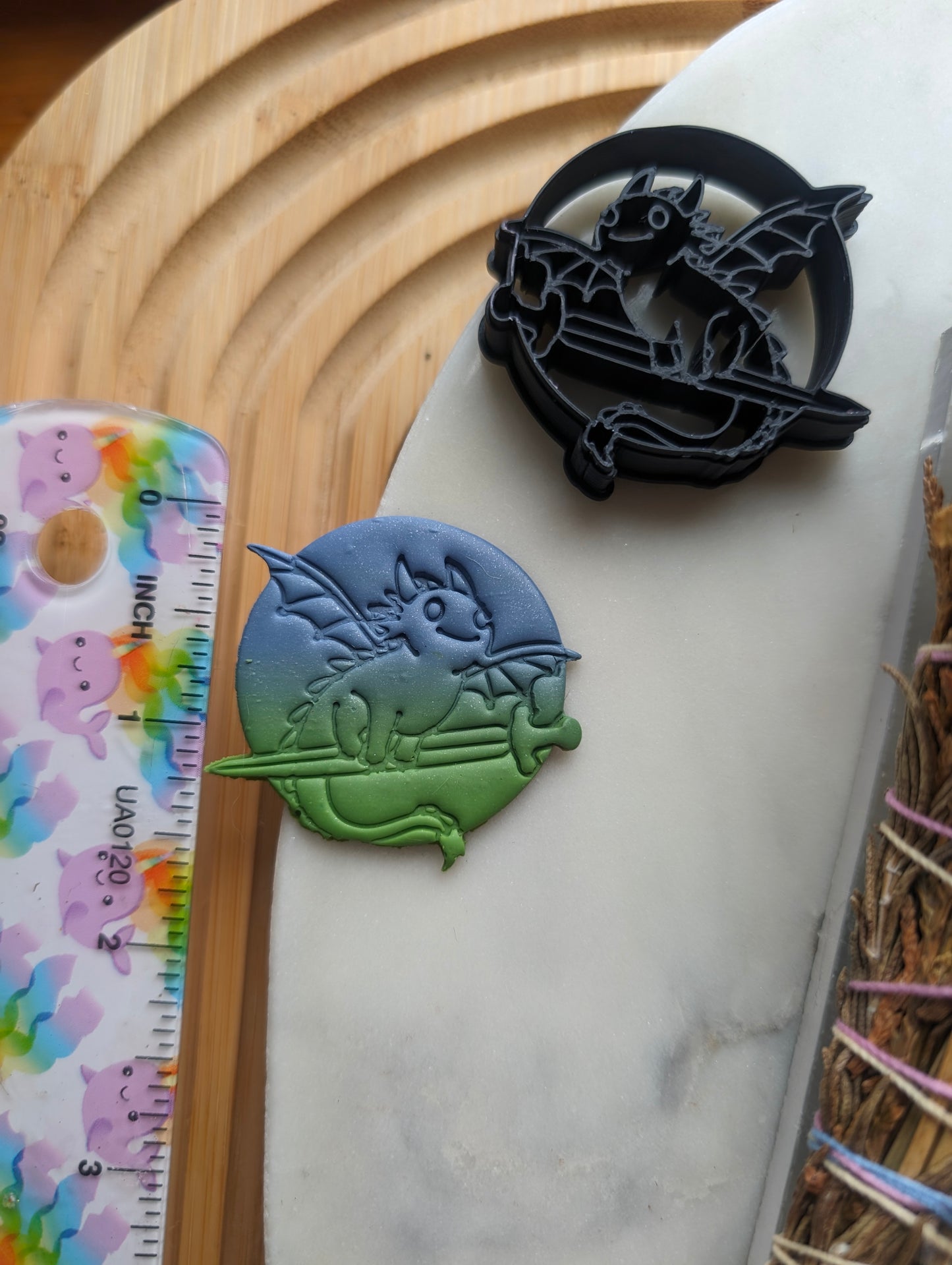 Derpy Dragon on Sword in Circle Sharp Clay Cutter