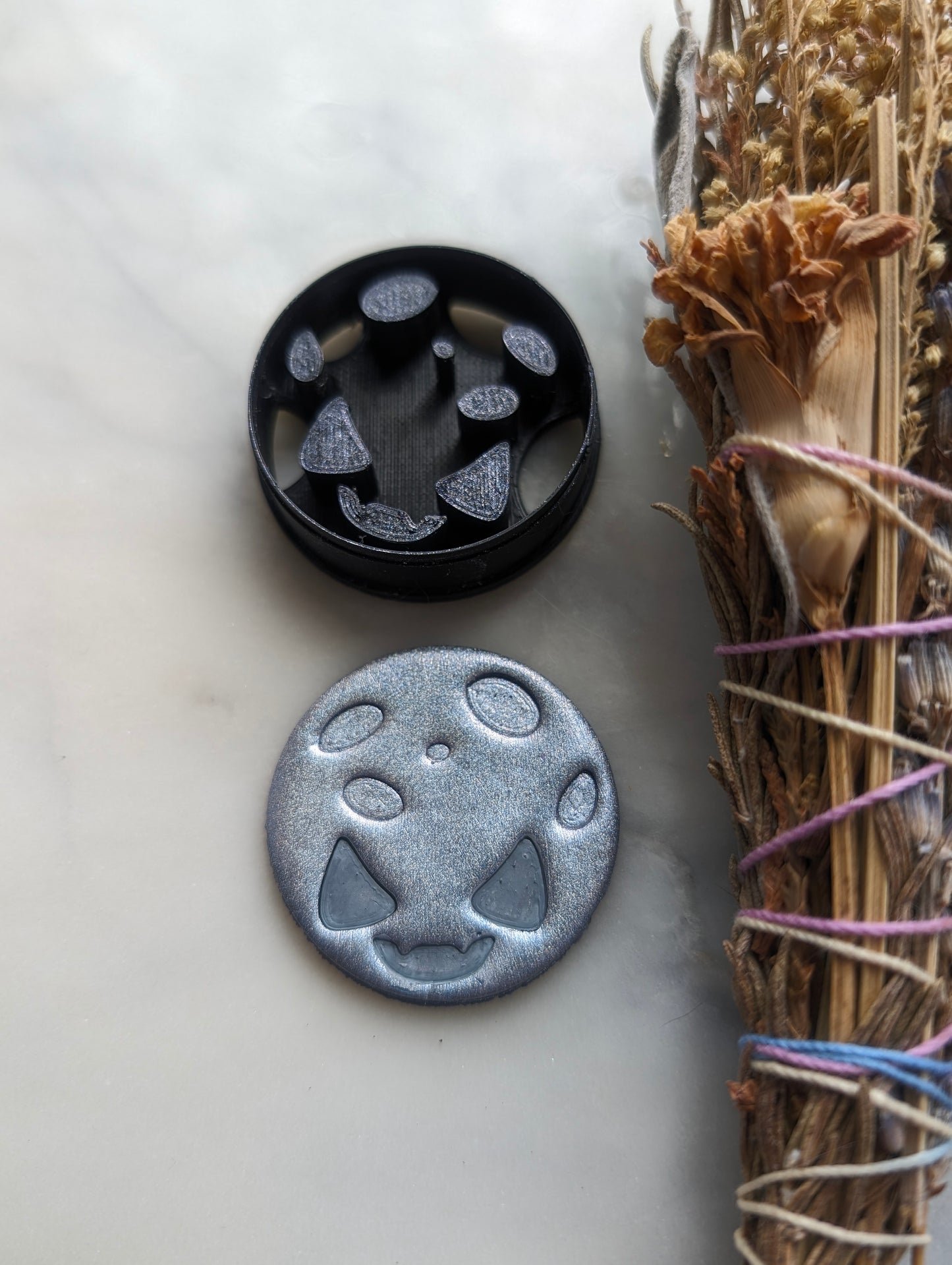 Evil Chibi Moon Face Sharp Clay Cutter