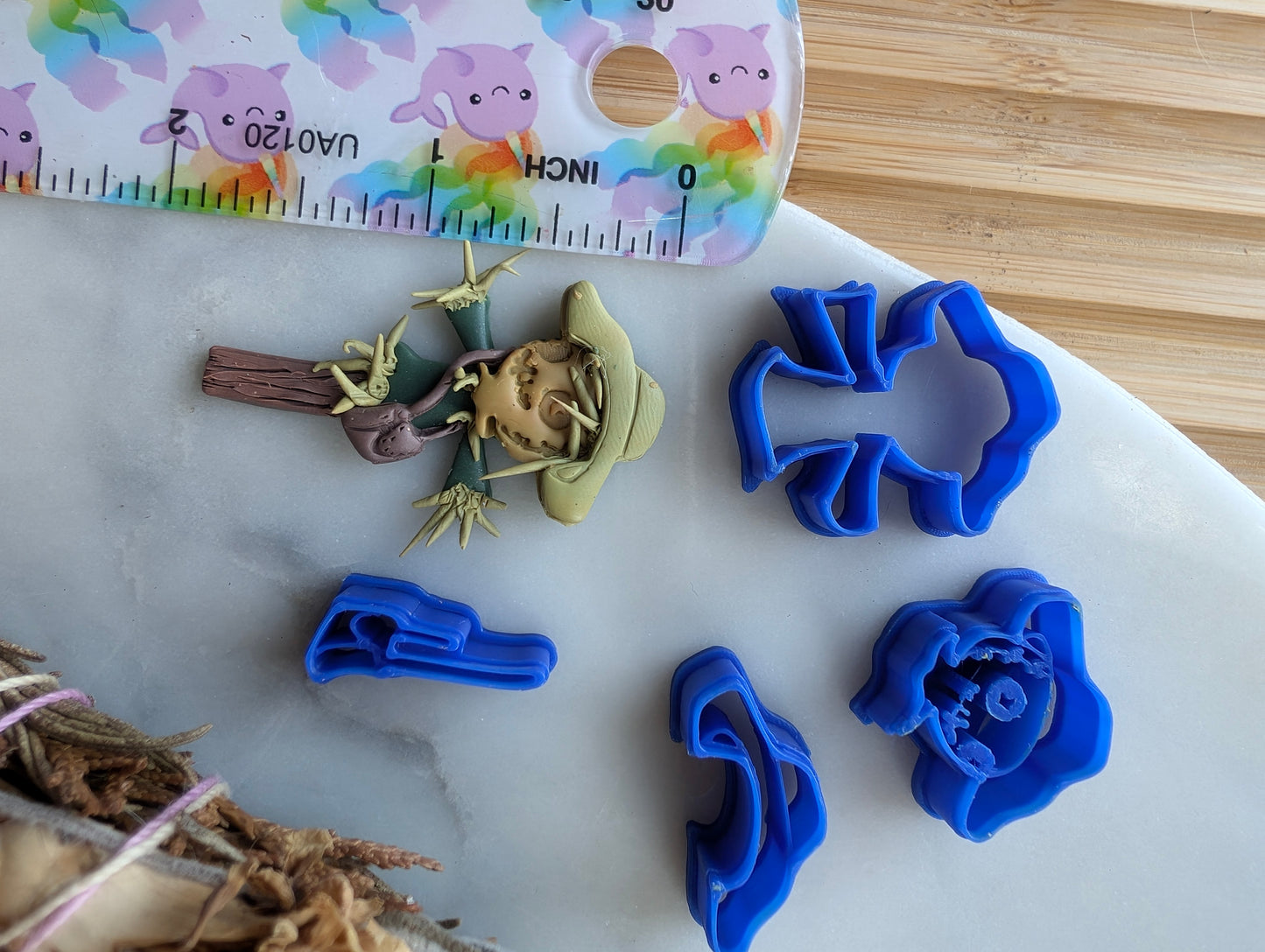 4-Piece Scarecrow Sharp Clay Cutter