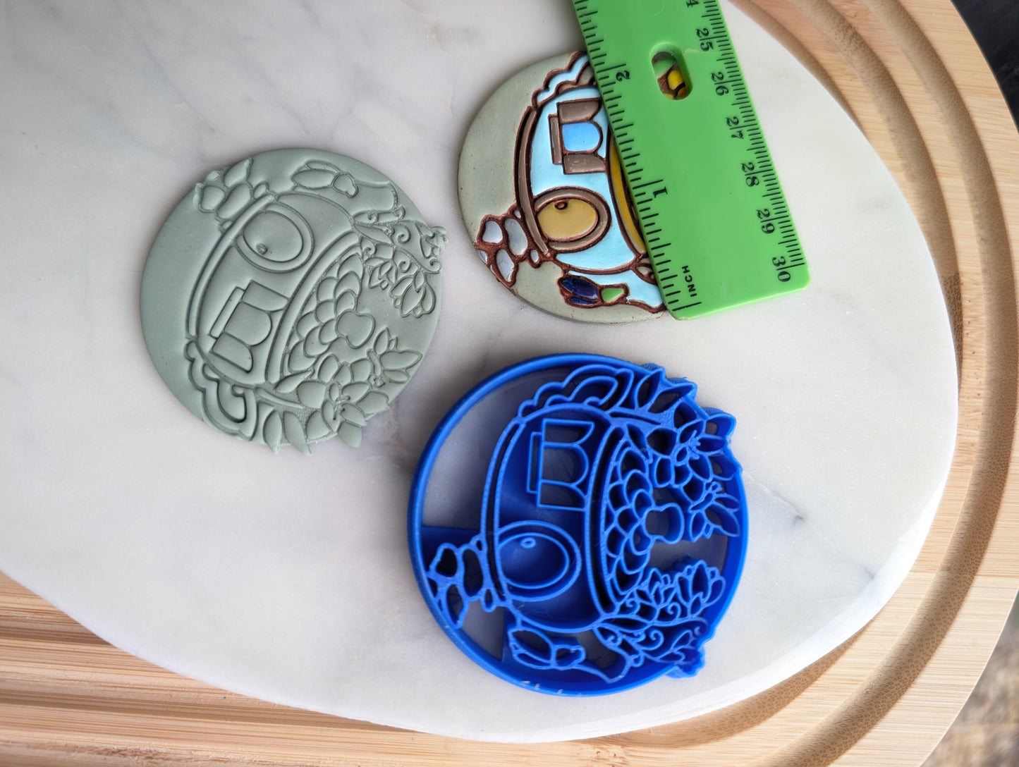 XL Teapot Cottage House Scene Earring Sharp Clay Cutter