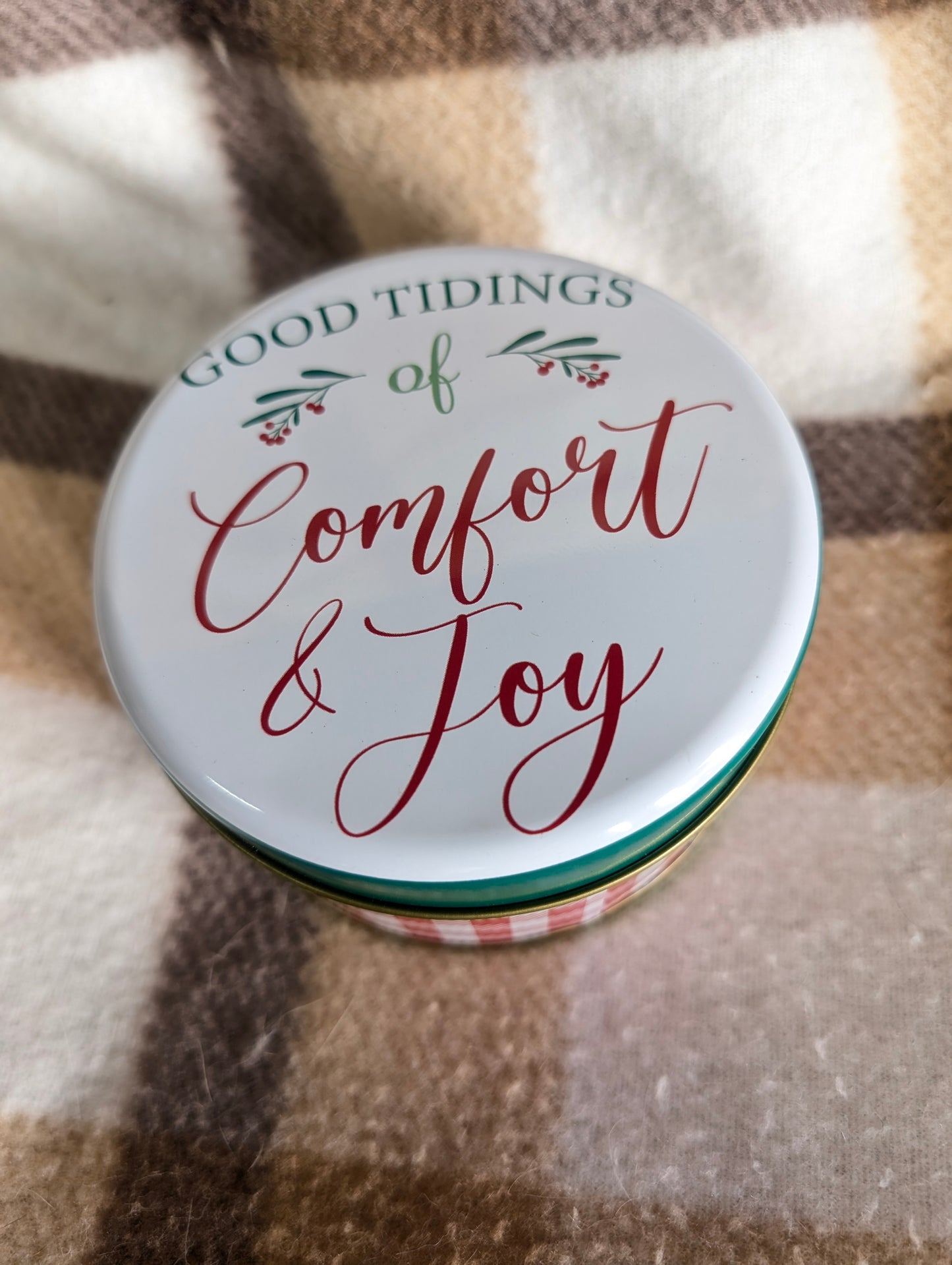 Holiday Gift Tin of Crystals and Bracelets