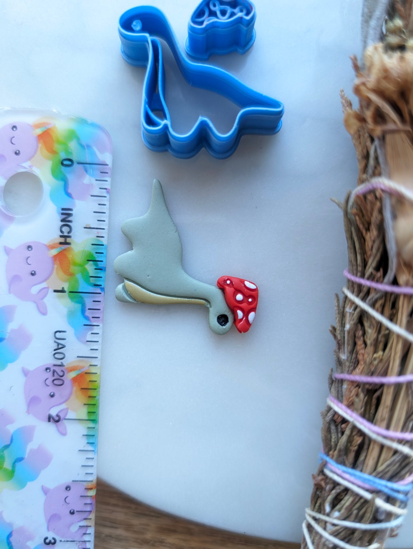 Long Neck Dino w Mushroom Hat Sharp Clay Cutter