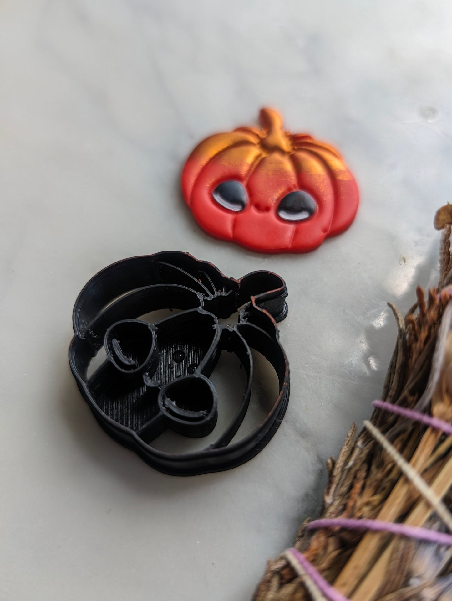 Happy Chibi Pumpkin Sharp Clay Cutter