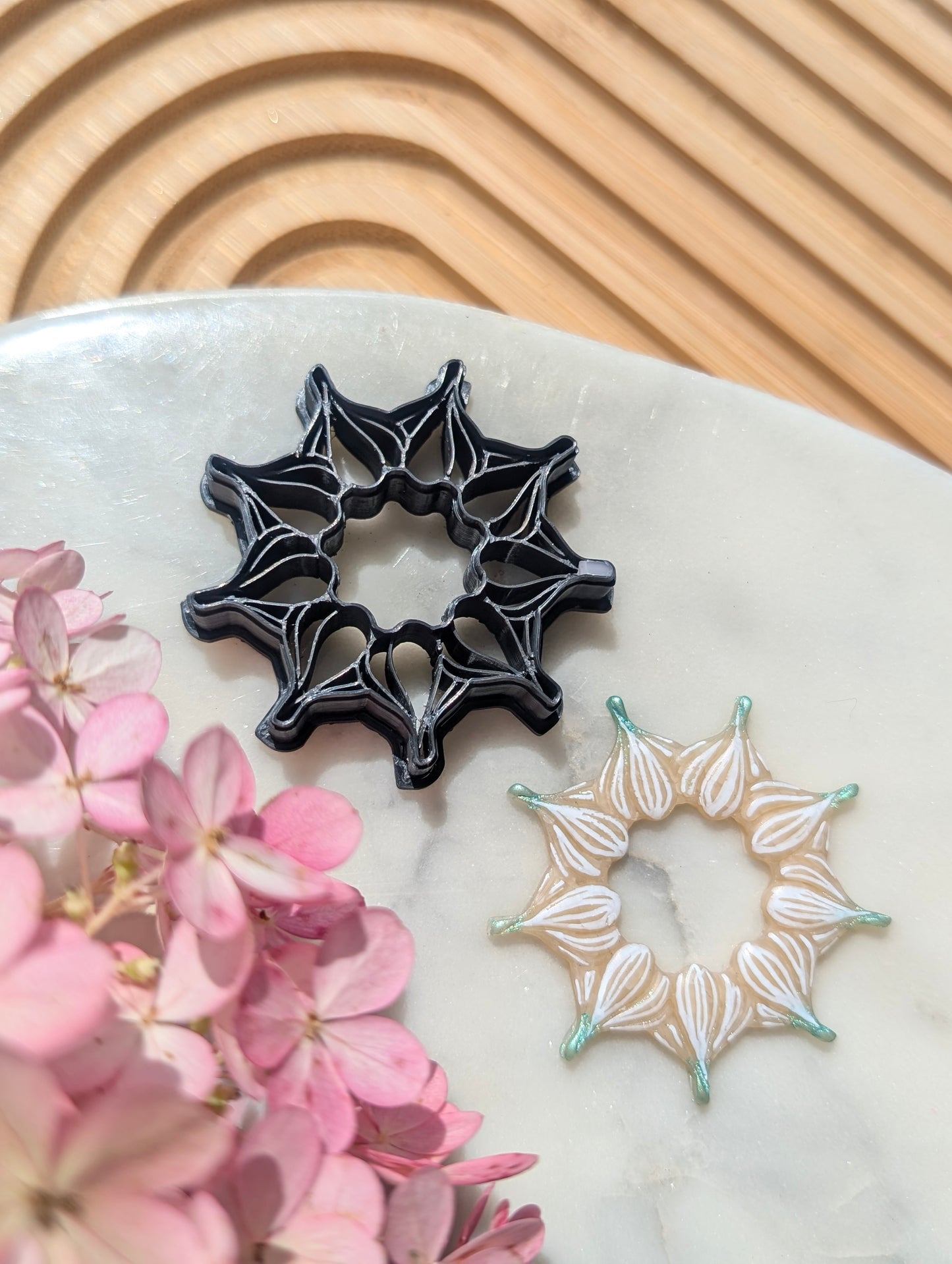 Garlic Wreath Sharp Clay Cutter