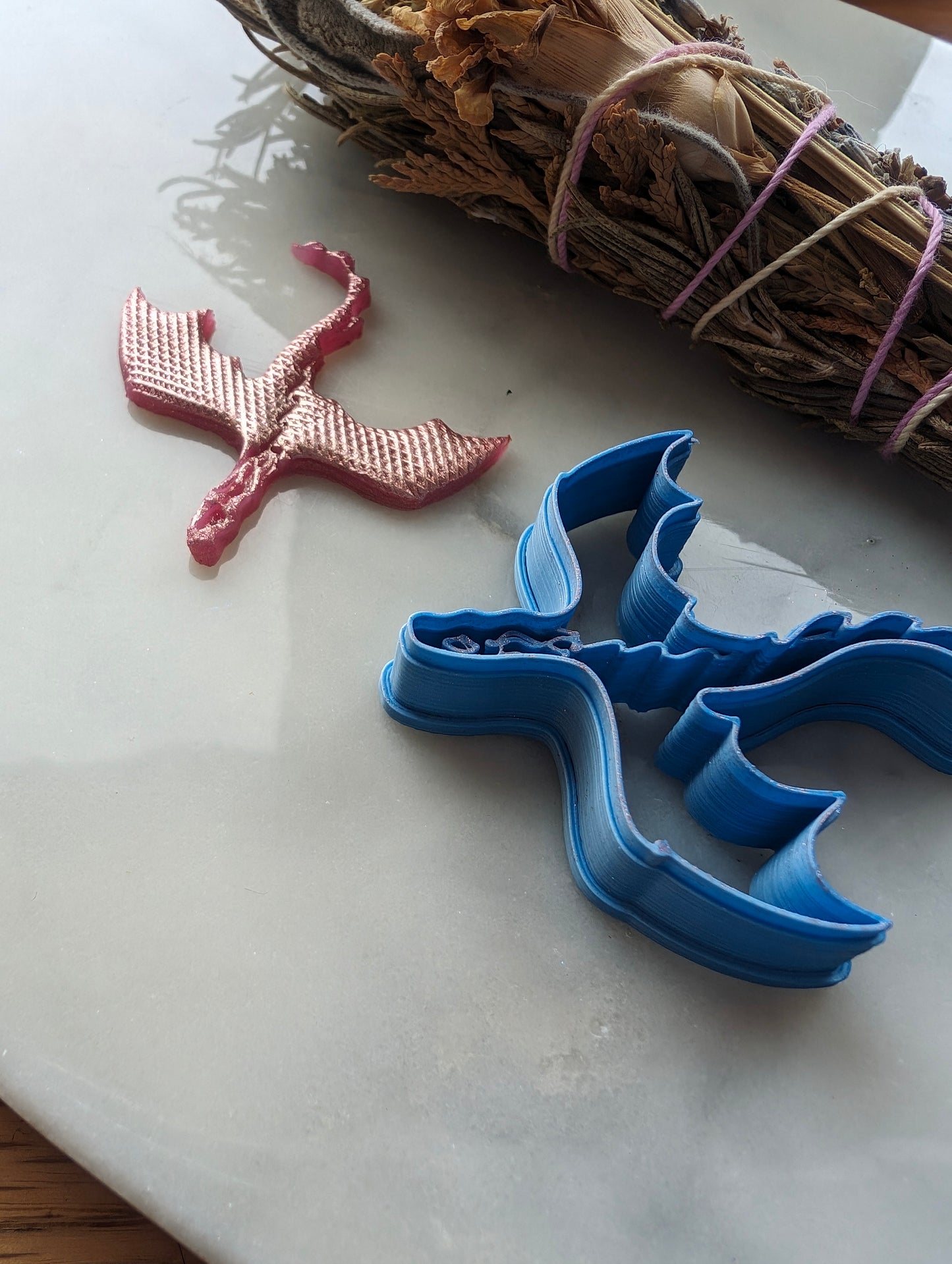 Swooping Dragon Sharp Clay Cutter