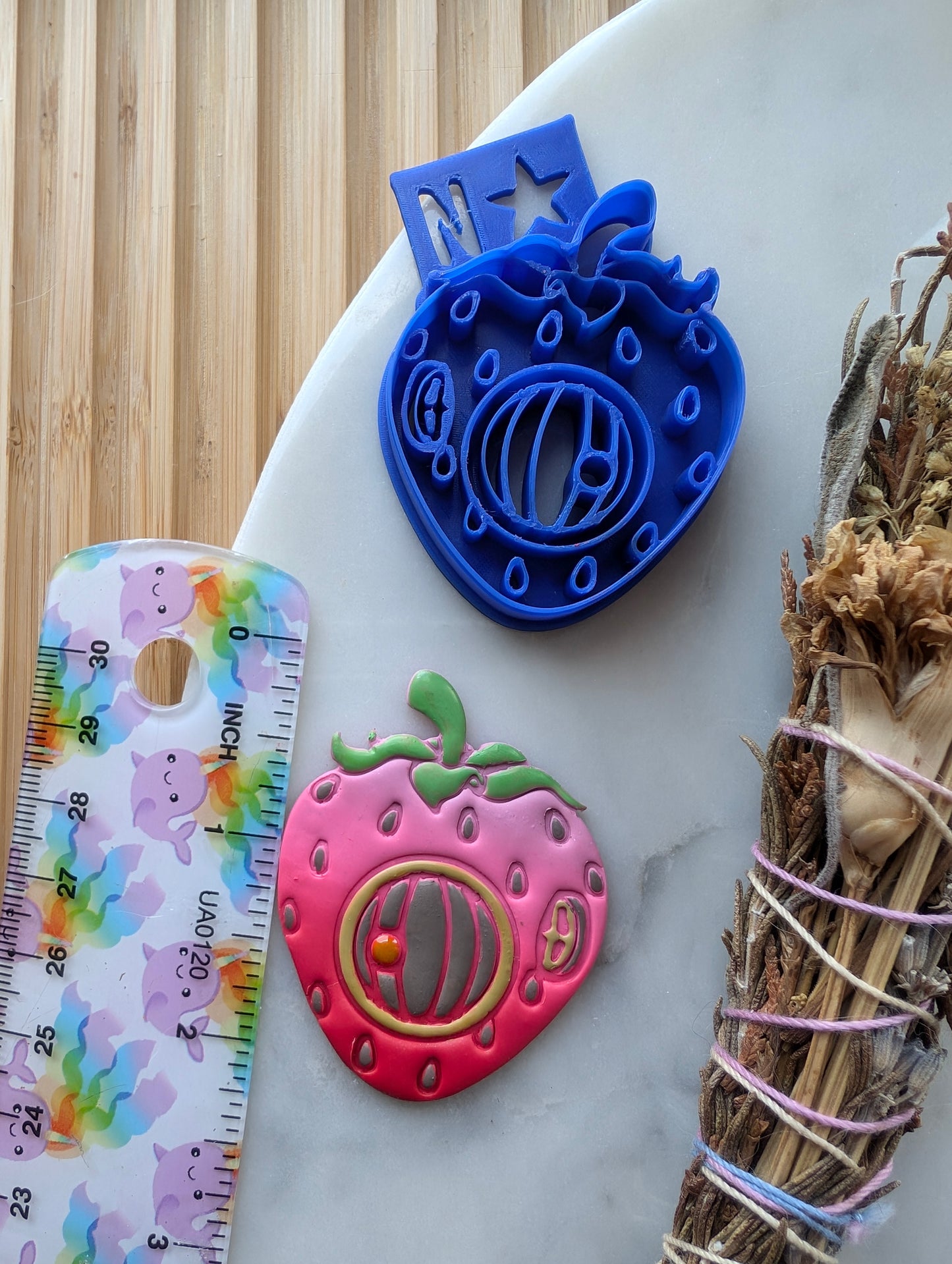 Strawberry Hobbit House Sharp Clay Cutter