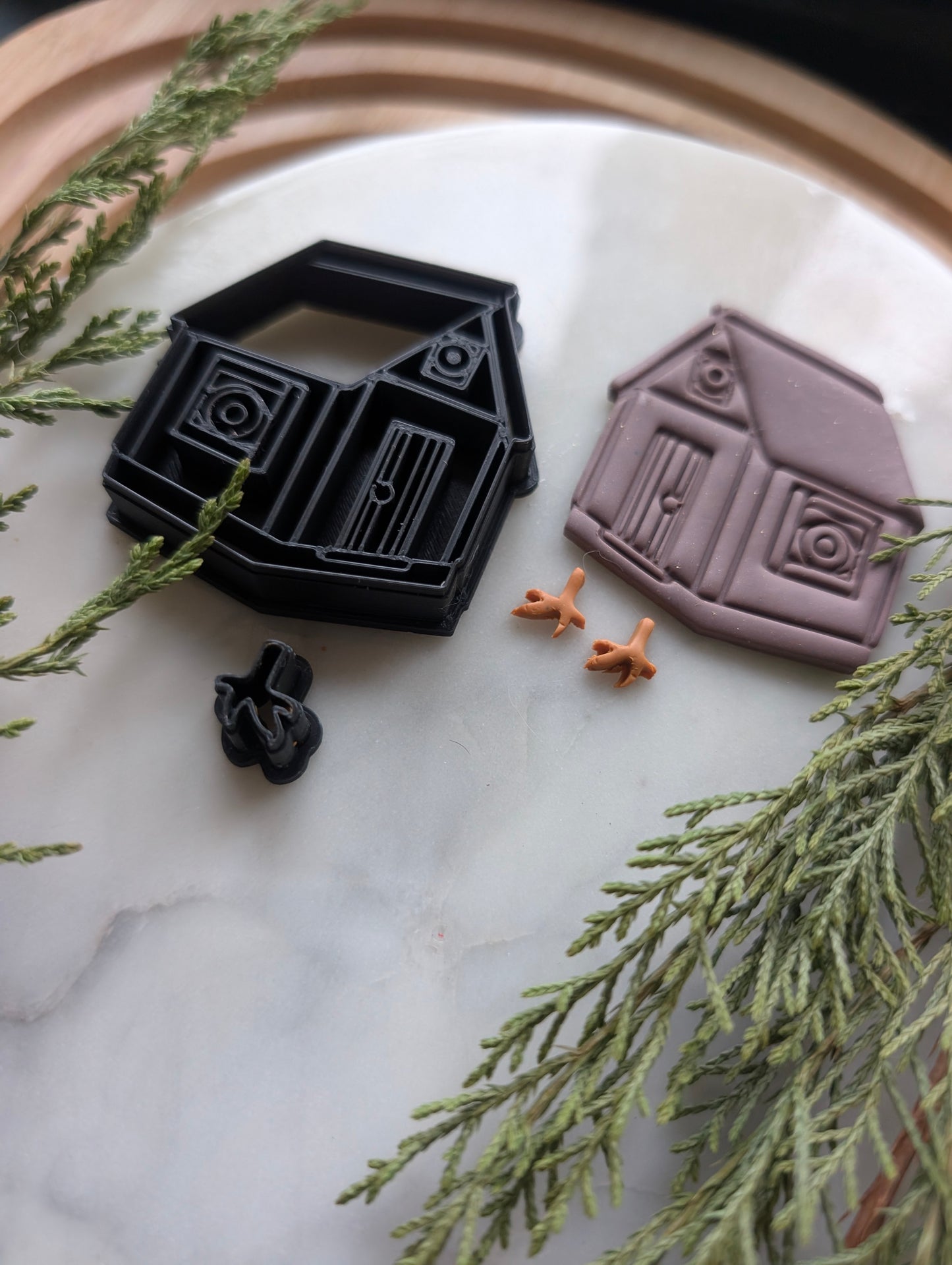 Square Baba Yaga Hut & Tiny Chicken Foot Sharp Clay Cutter