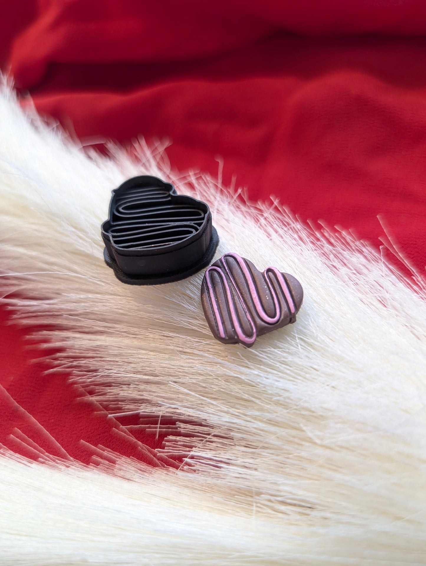 Frosted Truffle With Swirl Food Heart Clay Cutter