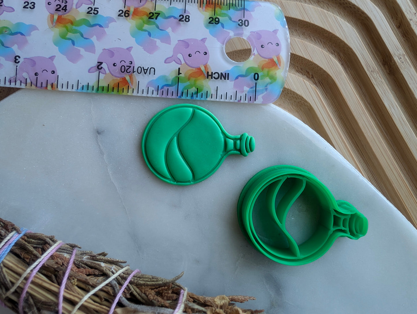 Simple Filled Potion Sharp Clay Cutter