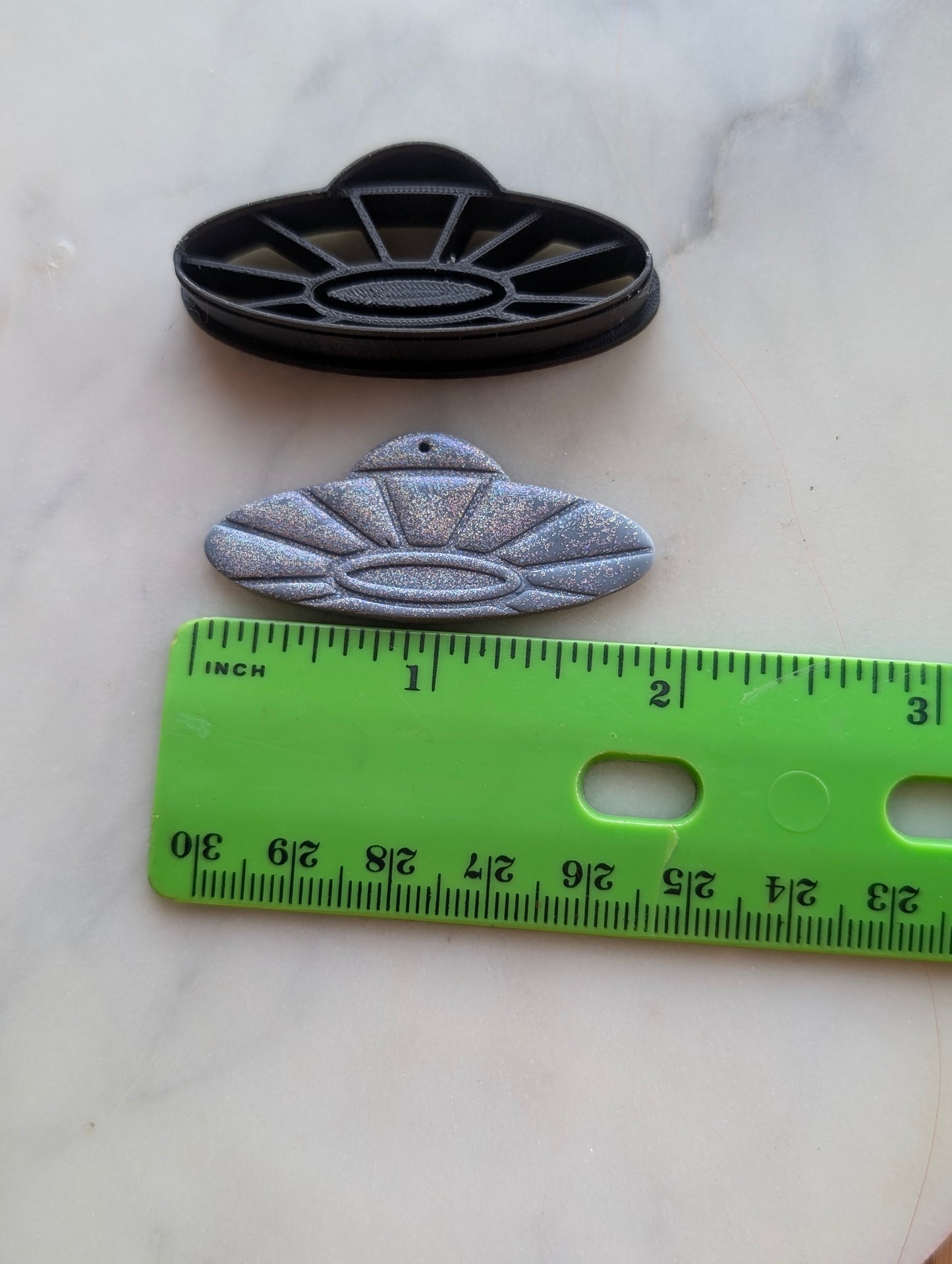 UAP UFO Alien Spaceship - Embossed Sharp Clay Cutter