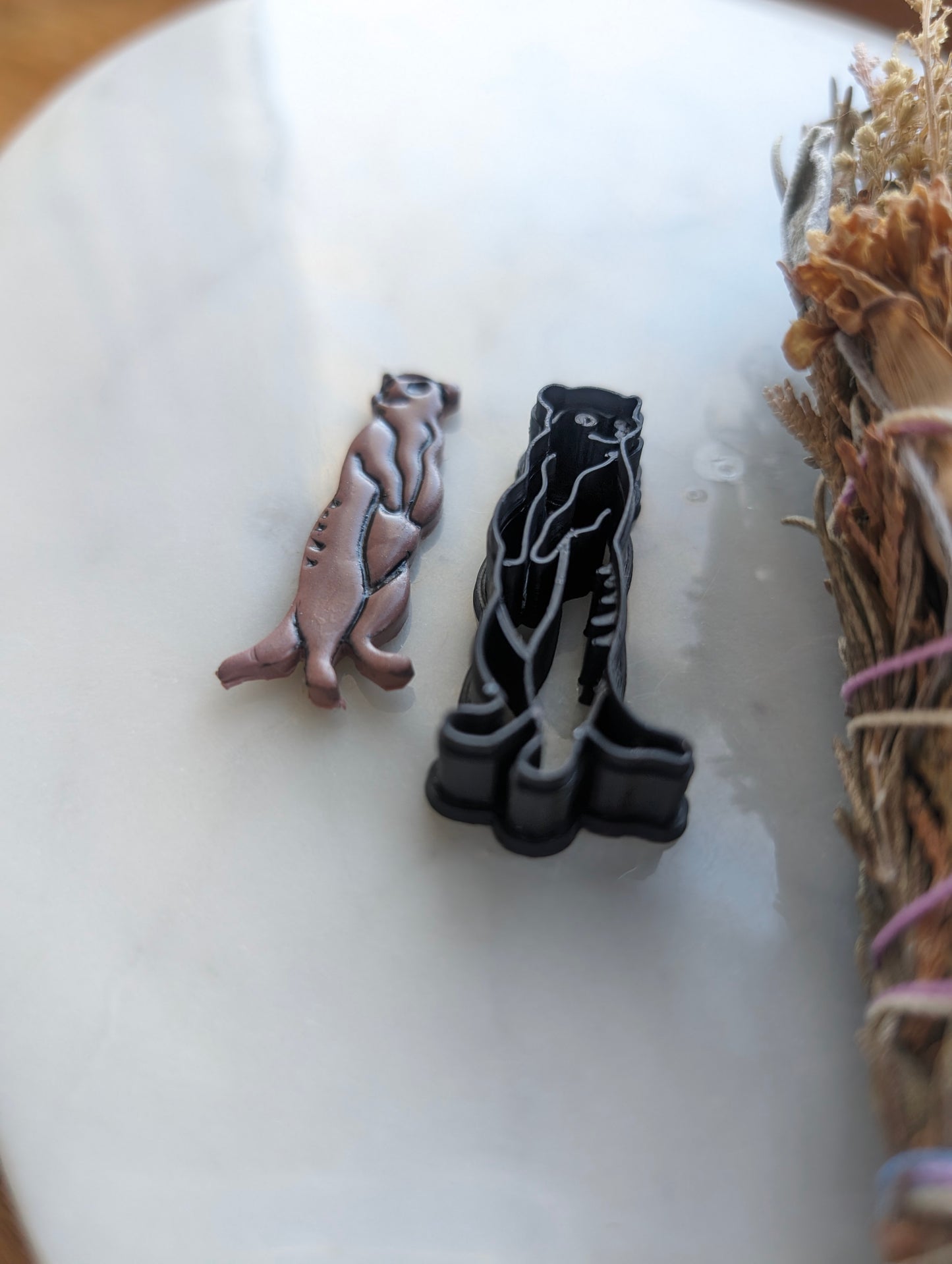 Standing Meerkat Sharp Clay Cutter