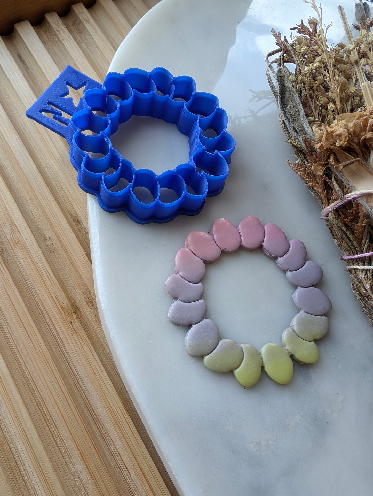 Egg Wreath Sharp Clay Cutter