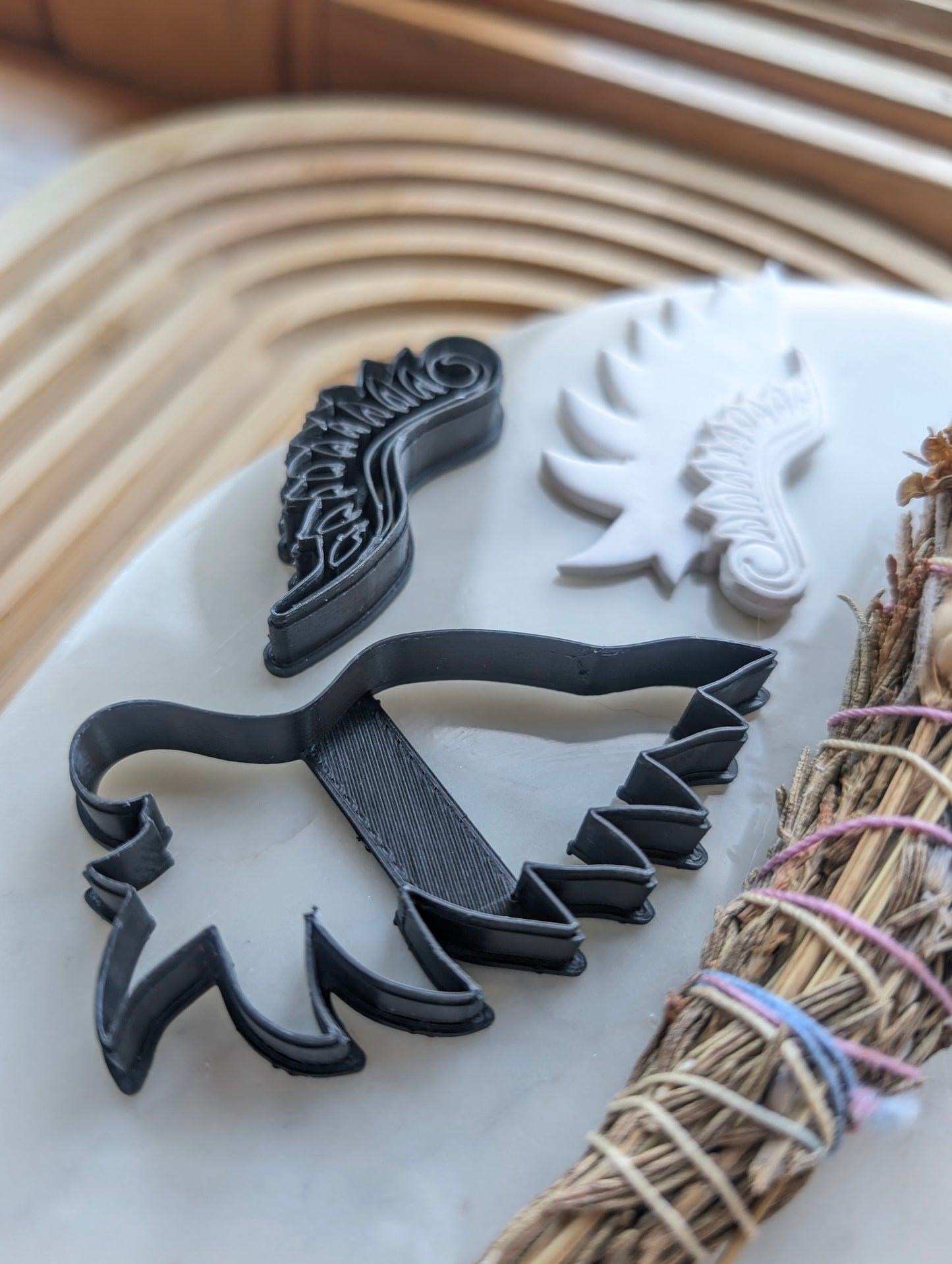Large Wide 2 Piece Wing Set Sharp Clay Cutter