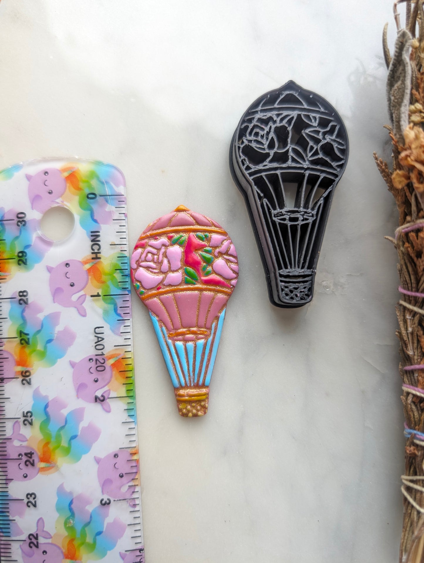 Hot Air Balloon with Roses Sharp Clay Cutter