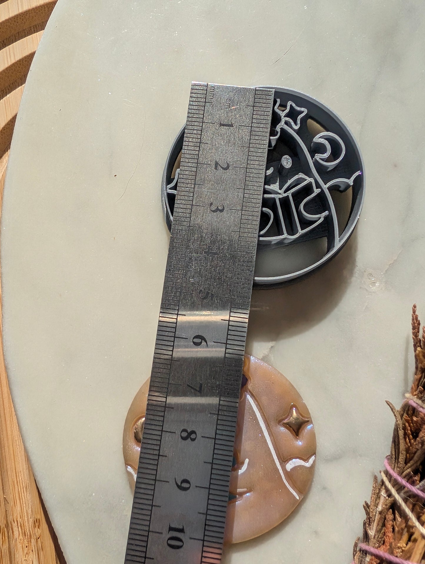 Ghost with Bow and Book in Circle Sharp Clay Cutter