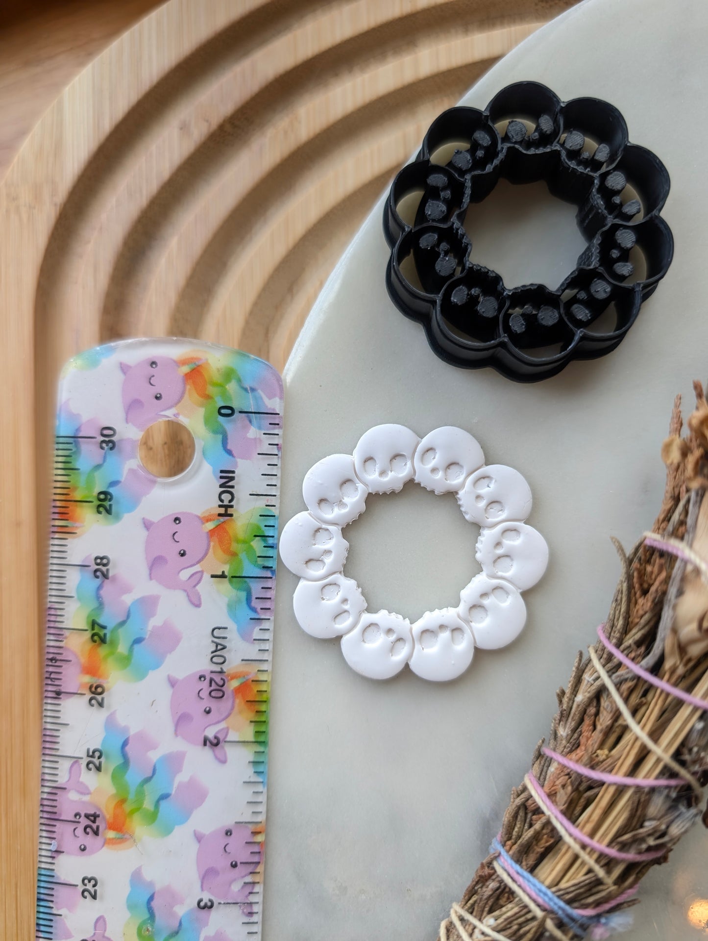 Skull Wreath Sharp Clay Cutter