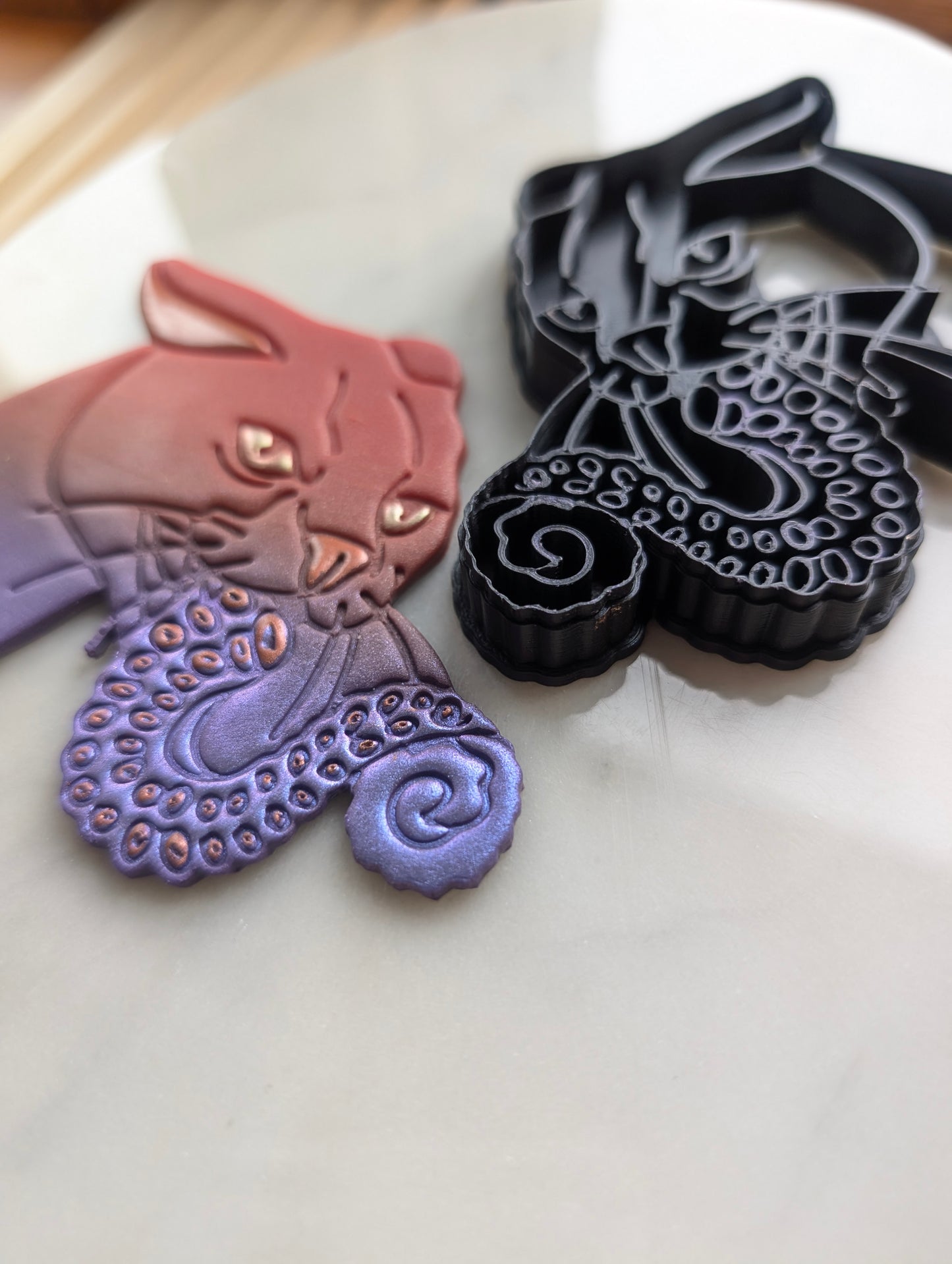 XL Angry Cat Head with a Tentacle Tongue Wall Hanger Sharp Clay Cutter