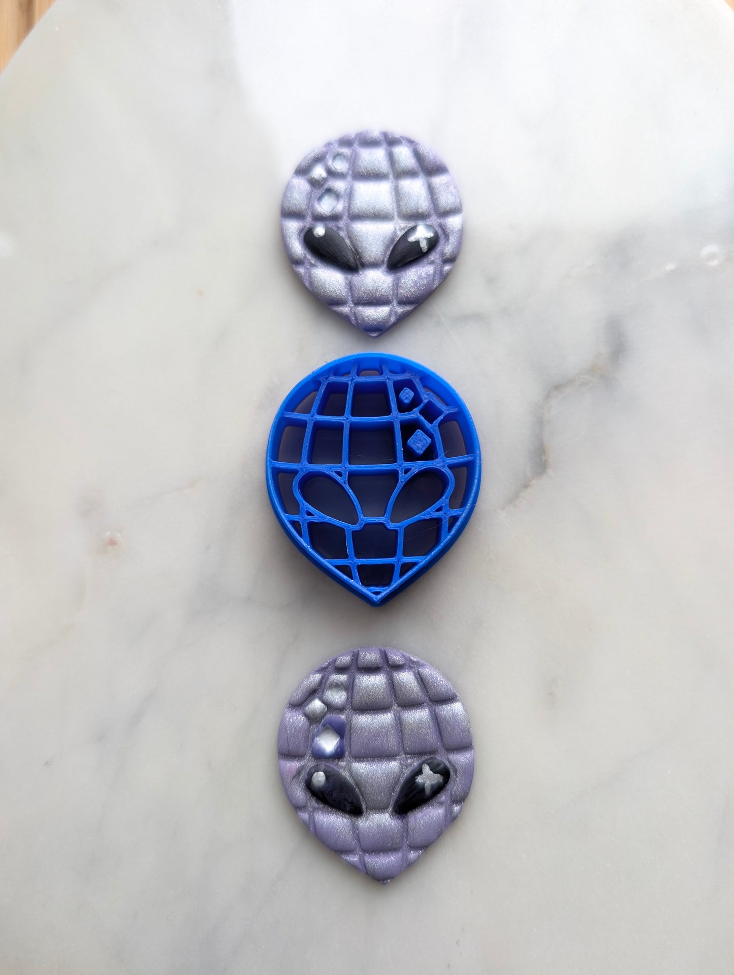 Disco Alien Head Sharp Clay Cutter