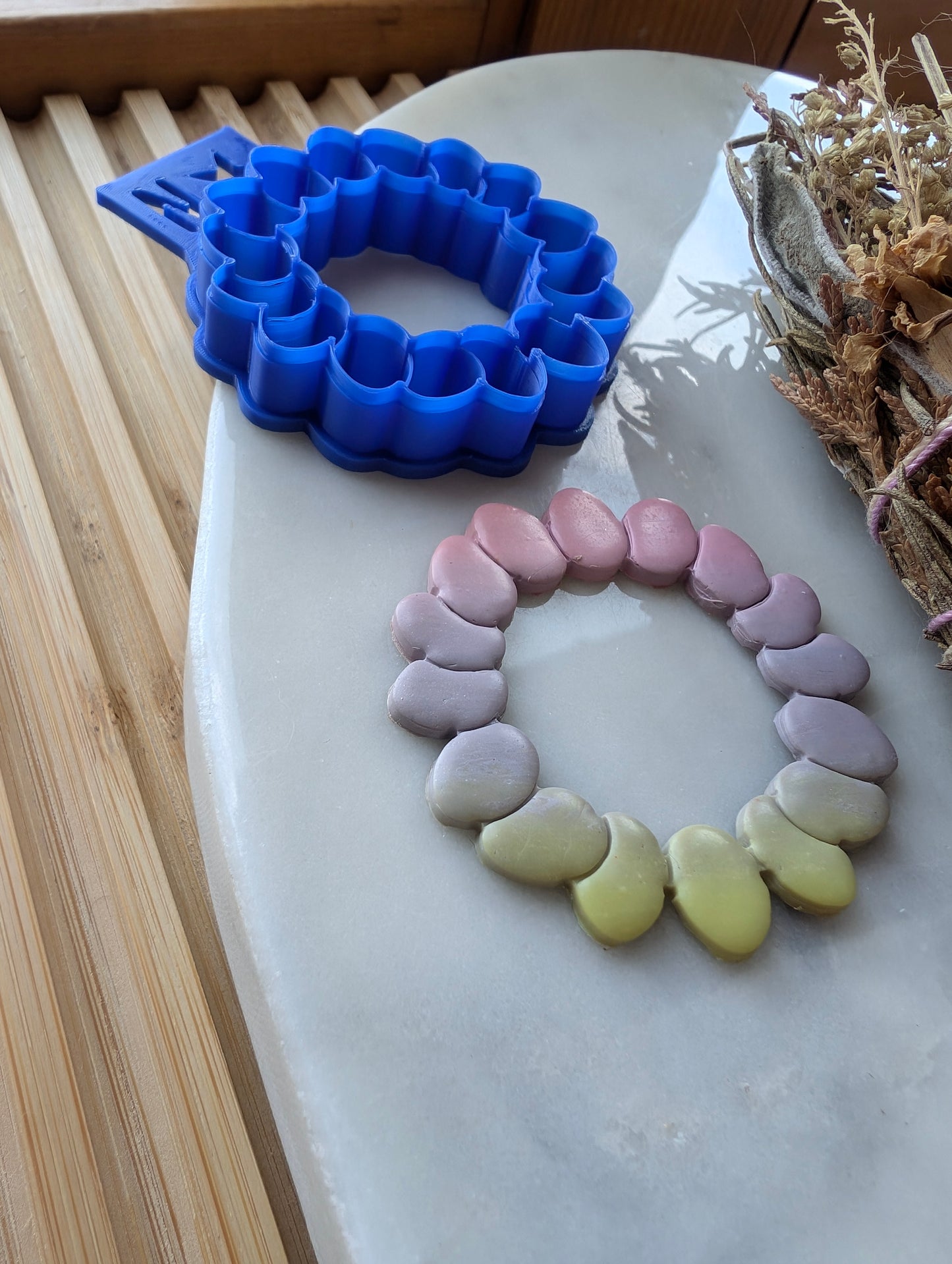 Egg Wreath Sharp Clay Cutter