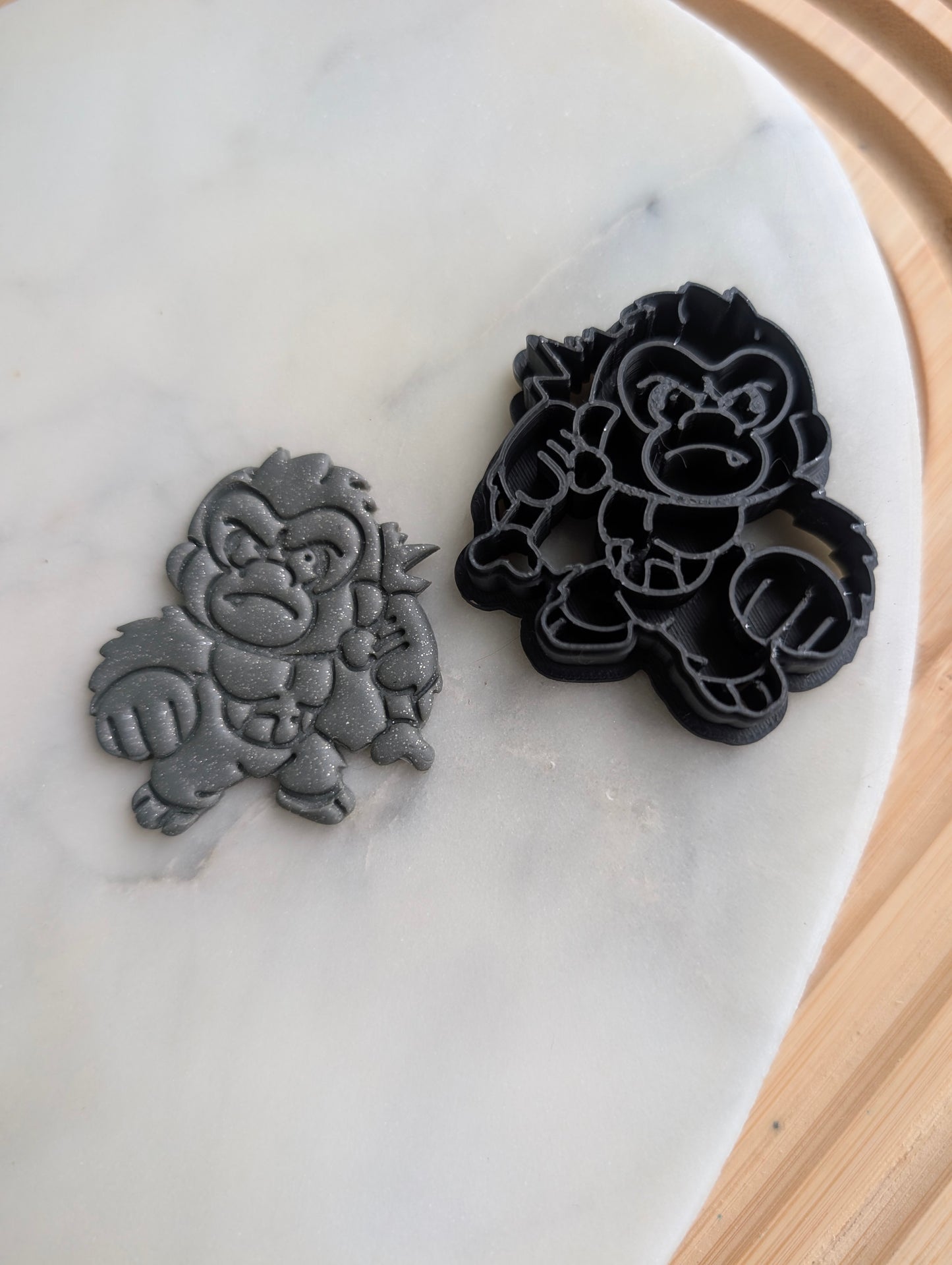 Kaiju King Kong Embossed Sharp Cutter for Clay and More