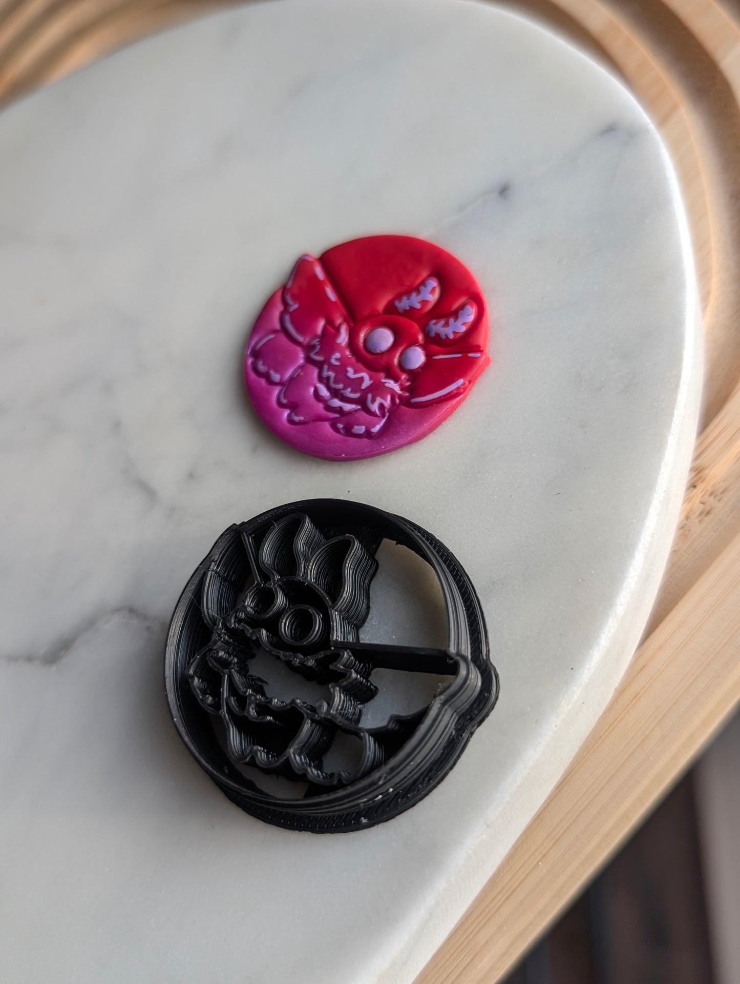 Flying Mothman in Circle Monster Cryptid Sharp Clay Cutter