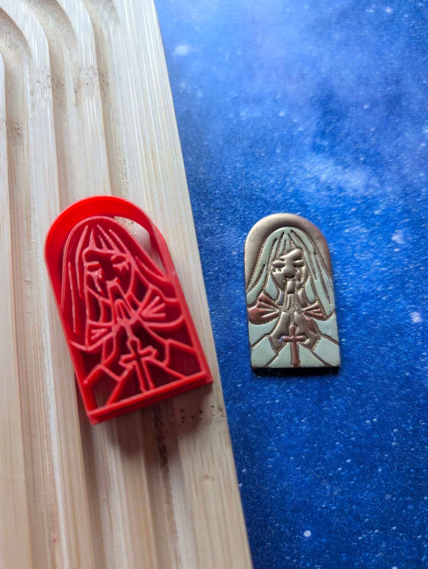 Praying Catholic Woman in Shroud Sharp Clay Cutter