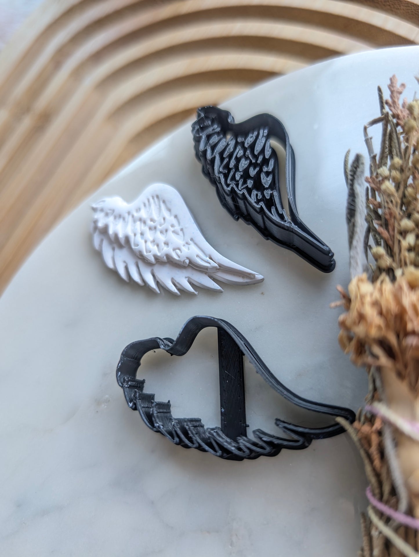 Medium Layered 2 Piece Wing Set Sharp Clay Cutter
