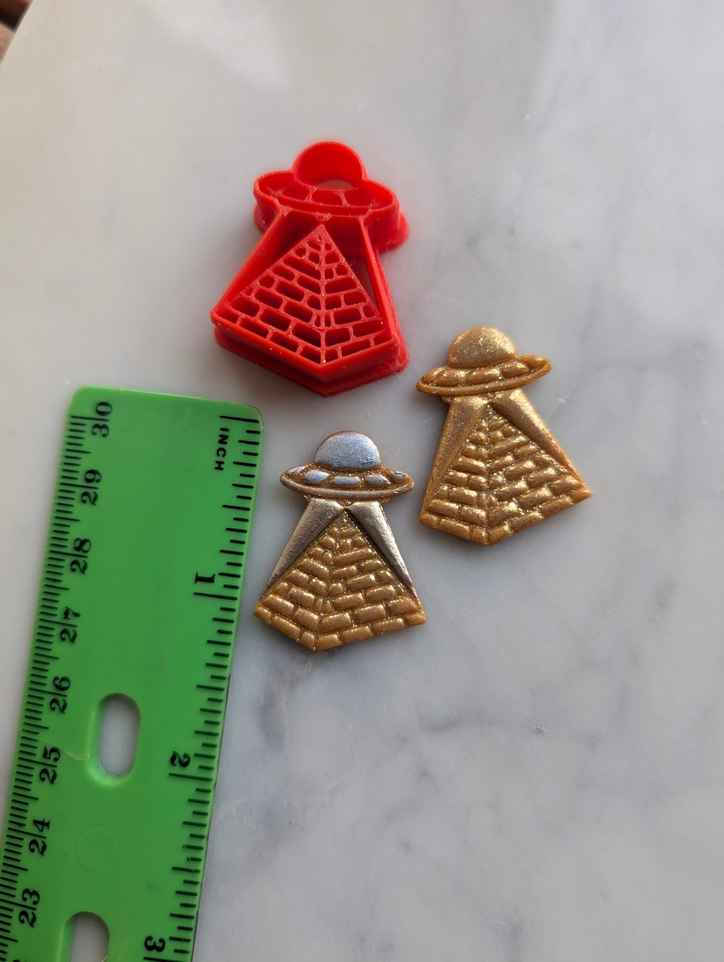 UAP UFO with Pyramid Sharp Clay Cutter