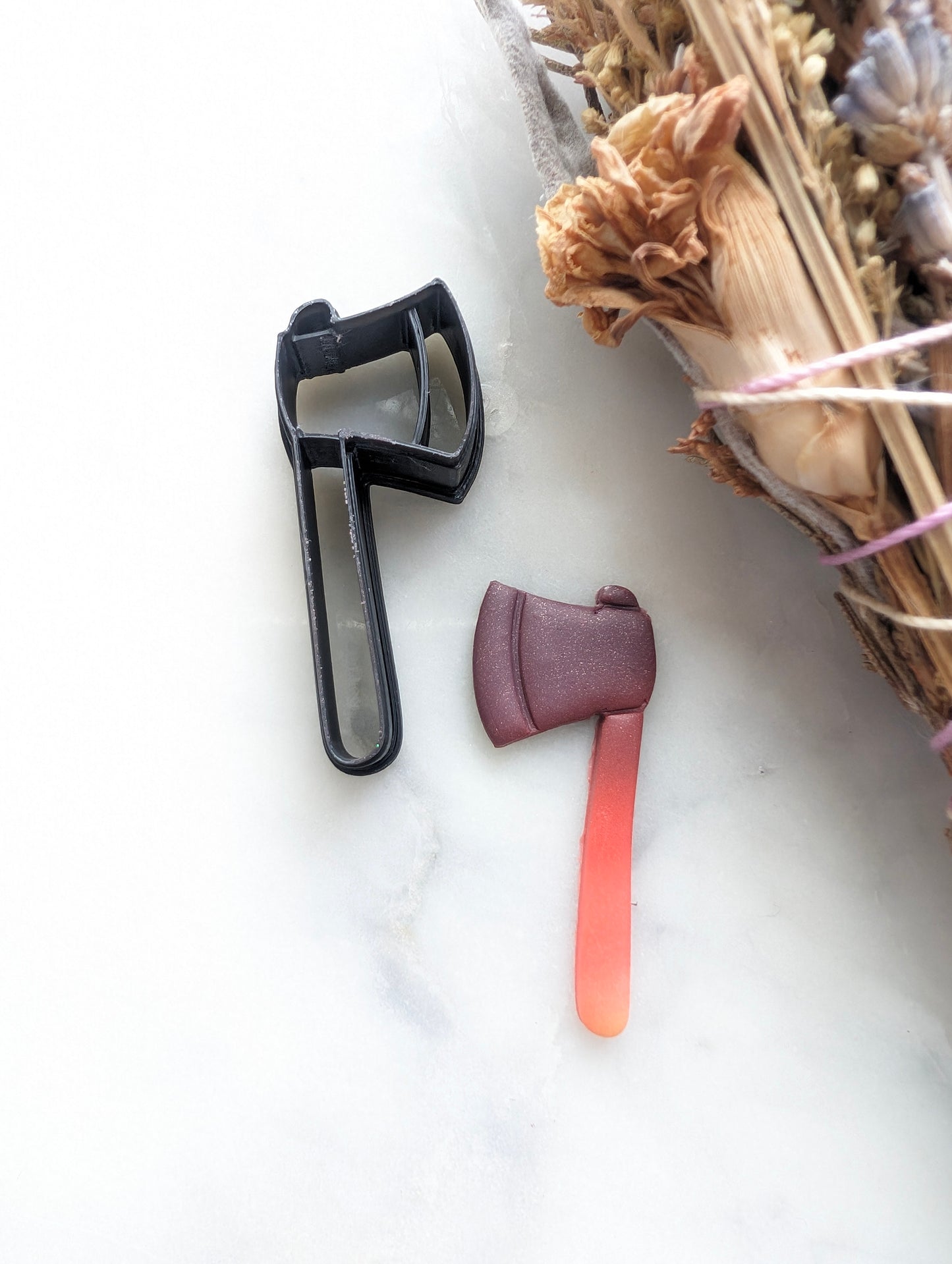 Fire Axe Sharp Clay Cutter