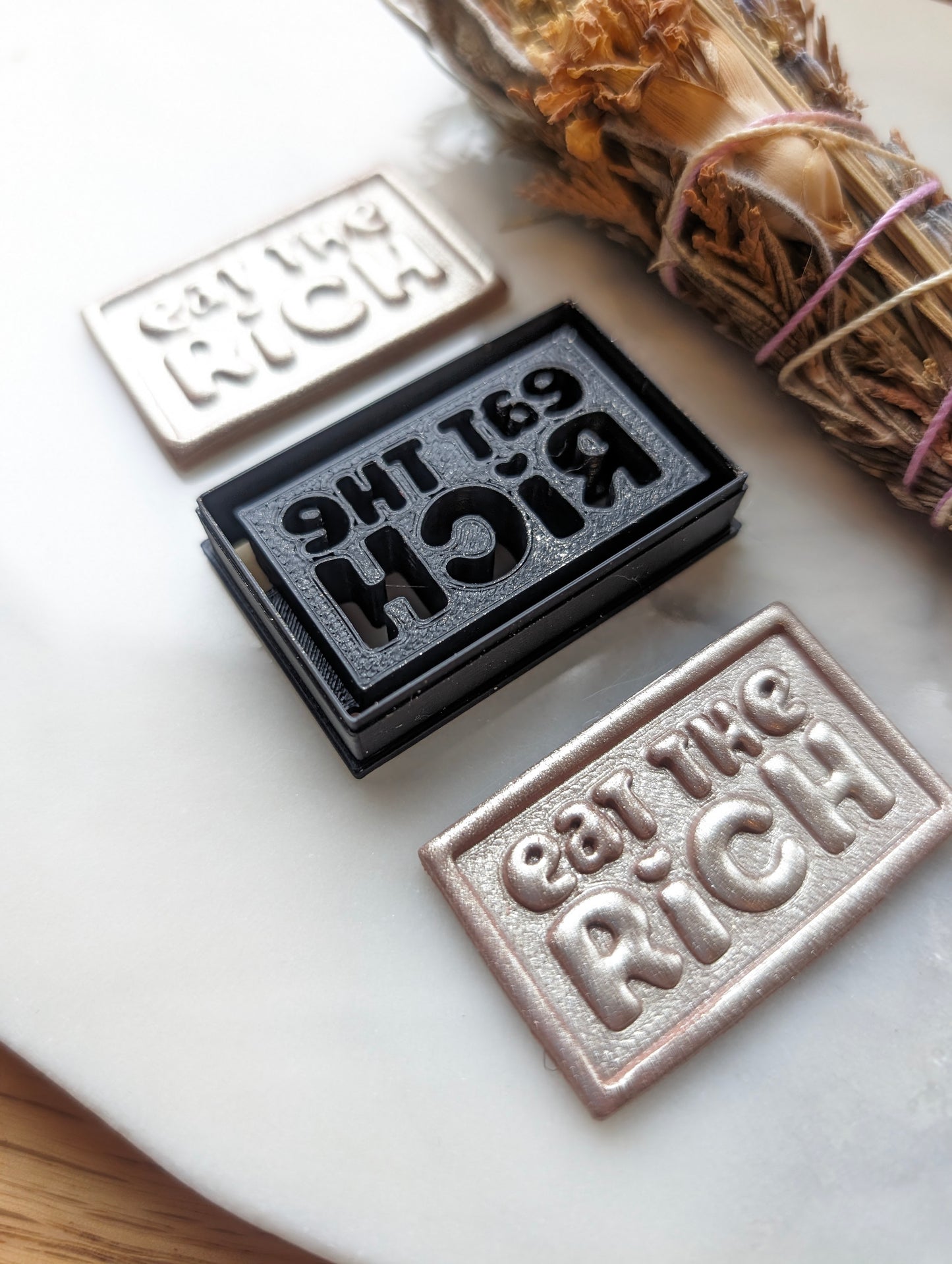 Eat The Rich Text Embossed Sharp Clay Cutter